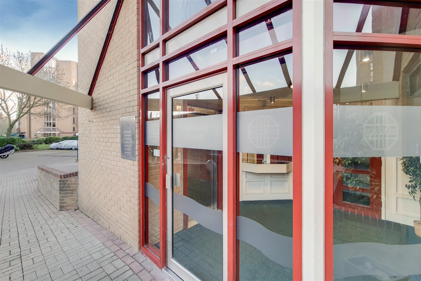 2 bed apartment to rent in Asher Way, London  - Property Image 16