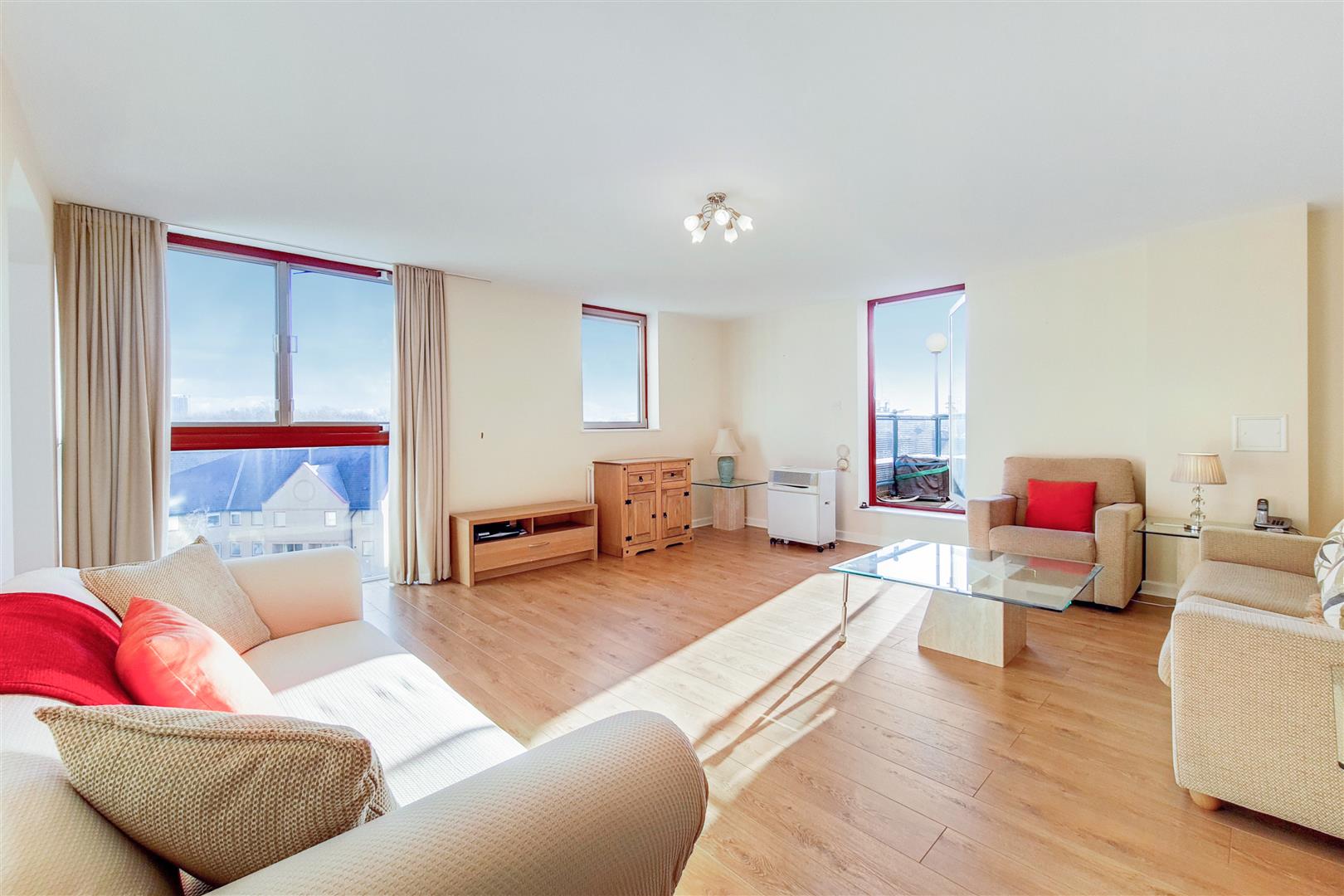 2 bed apartment to rent in Asher Way, London  - Property Image 2
