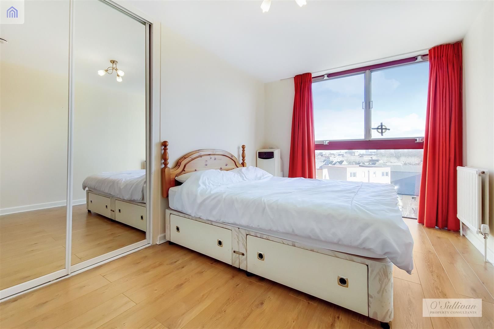 2 bed apartment to rent in Asher Way, London  - Property Image 6