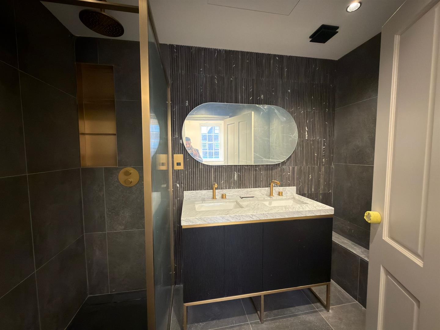 3 bed apartment to rent in Cliveden Place, London 10