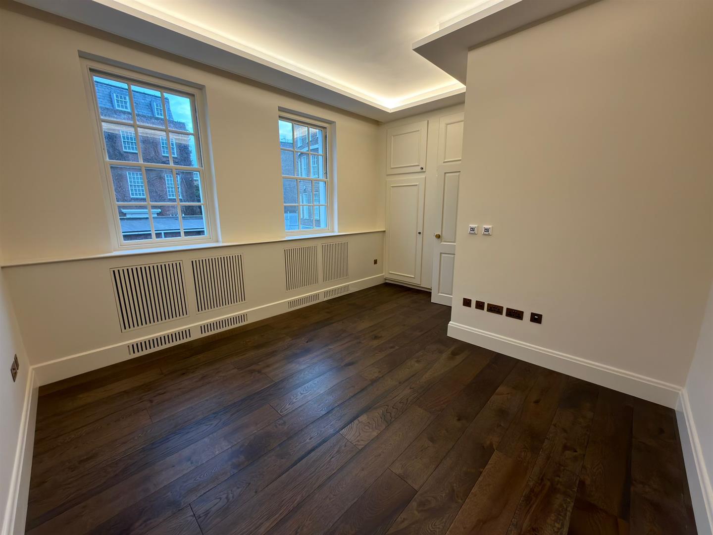 3 bed apartment to rent in Cliveden Place, London 3