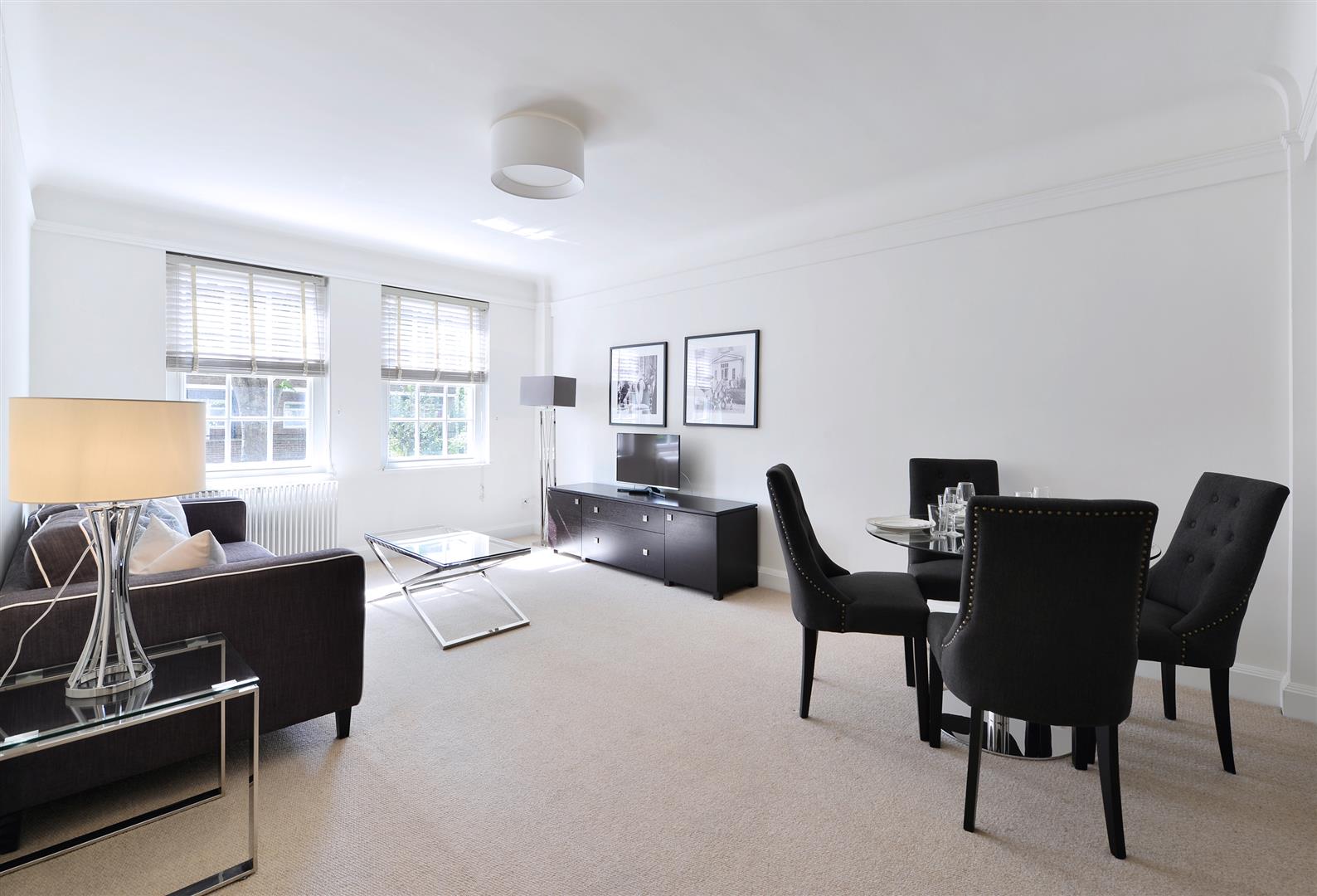 2 bed apartment to rent in FULHAM ROAD, London  - Property Image 3