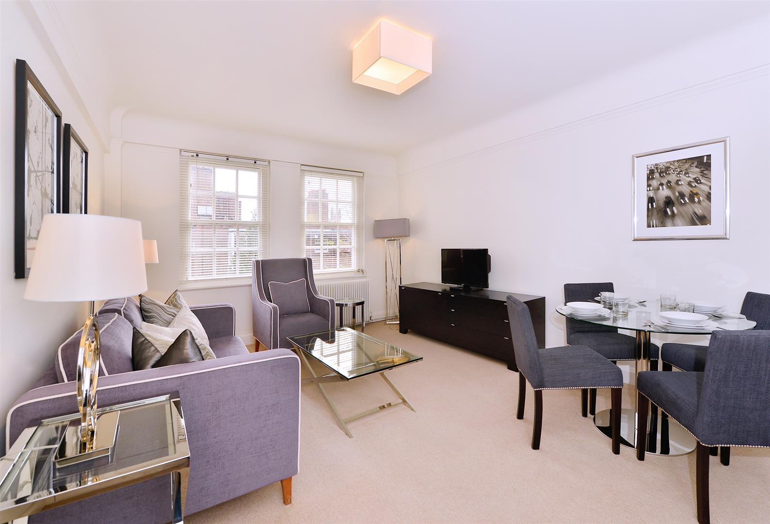 2 bed apartment to rent in Fulham Road, London  - Property Image 2