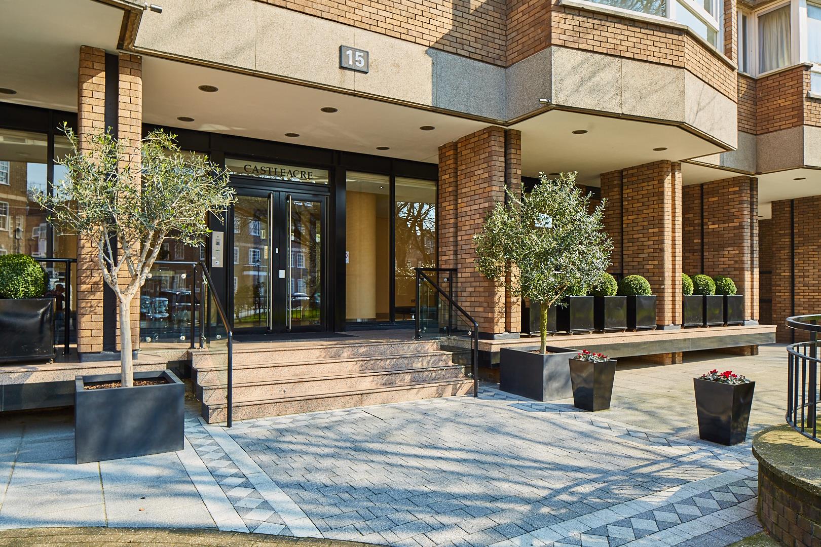 4 bed apartment to rent in Hyde Park Crescent, London 10