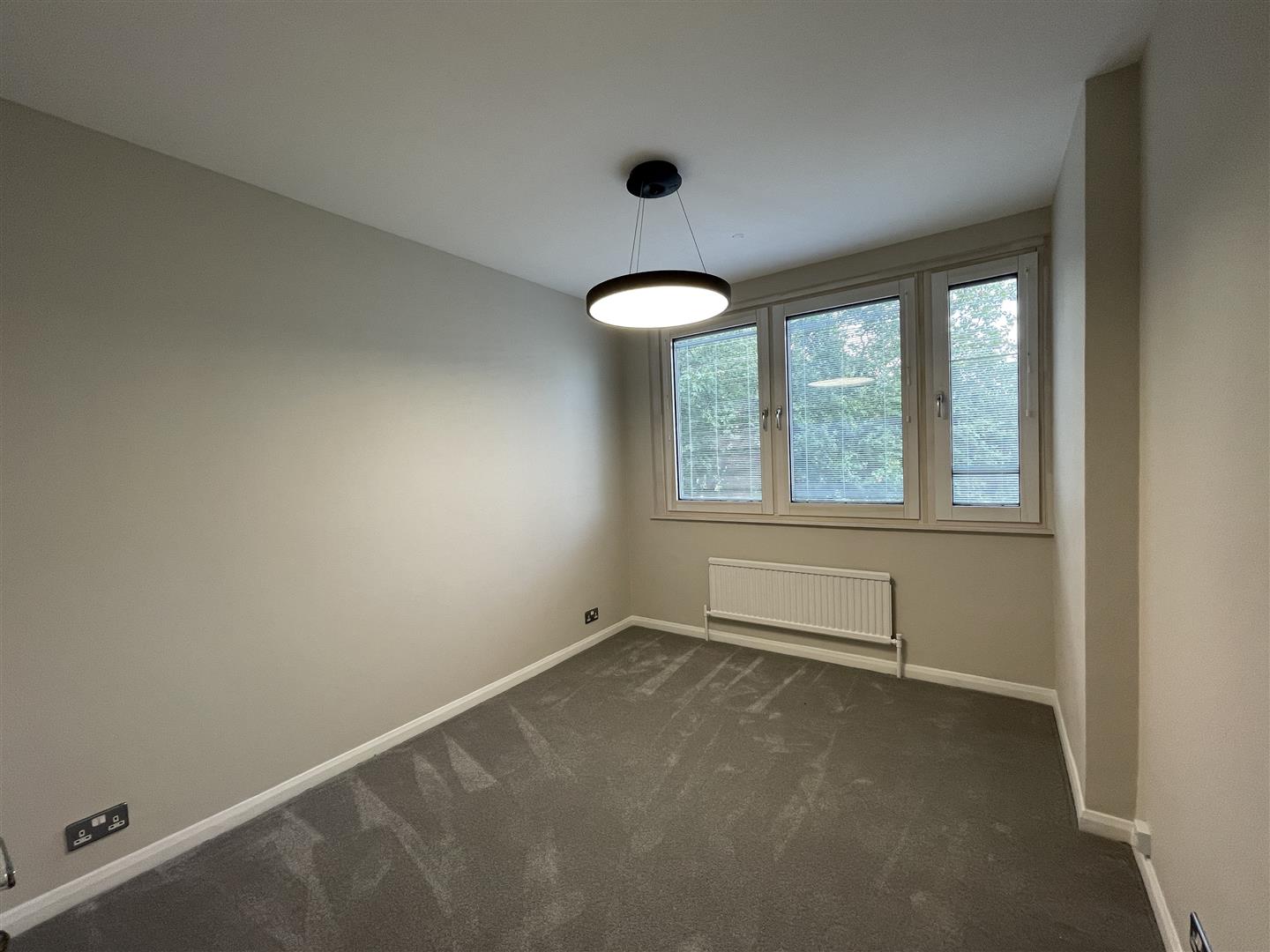 4 bed apartment to rent in Hyde Park Crescent, London 5