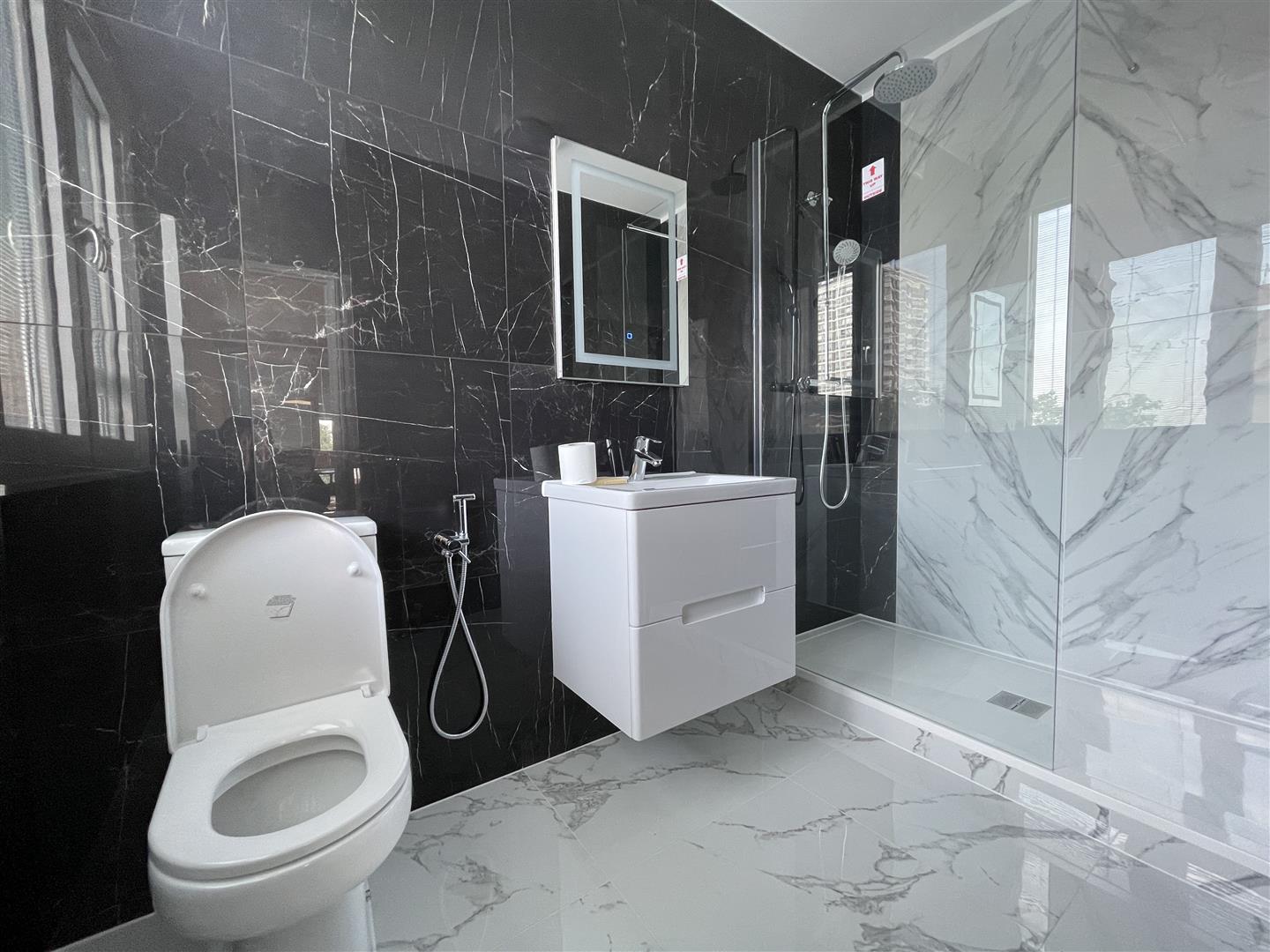 4 bed apartment to rent in Hyde Park Crescent, London 8