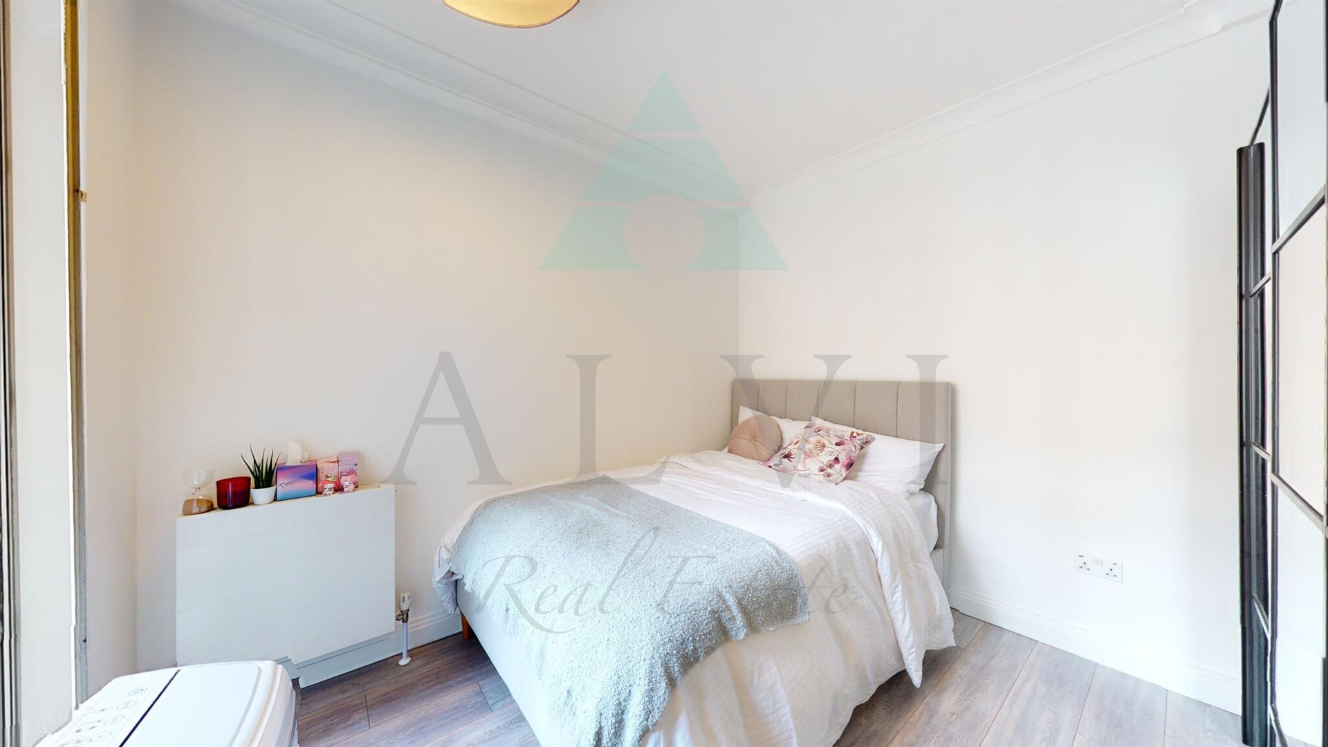 2 bed apartment to rent in Gloucester Place, London  - Property Image 9