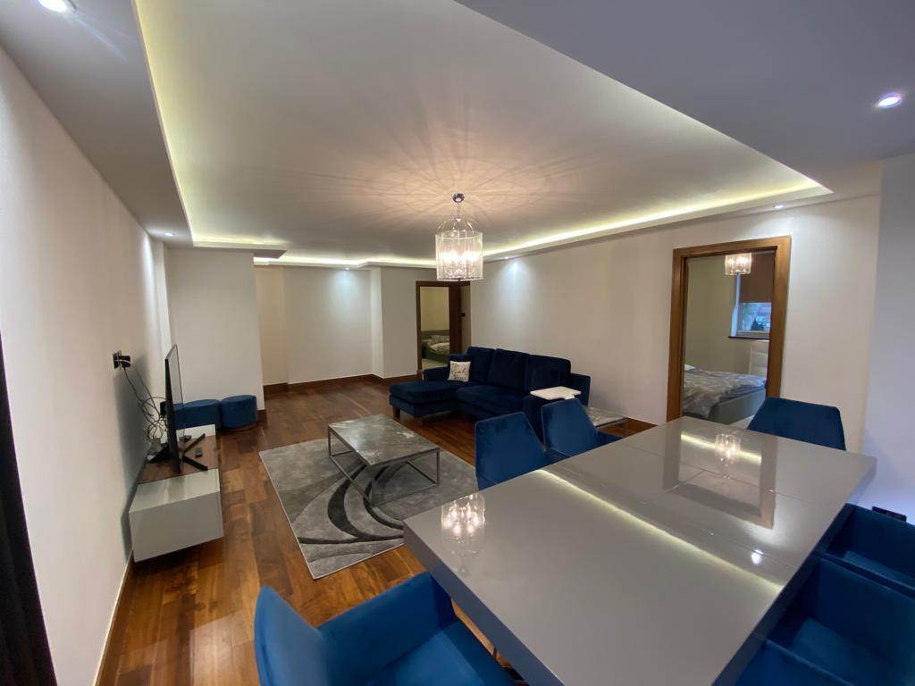 3 bed apartment for sale in Cambridge Square, London  - Property Image 2