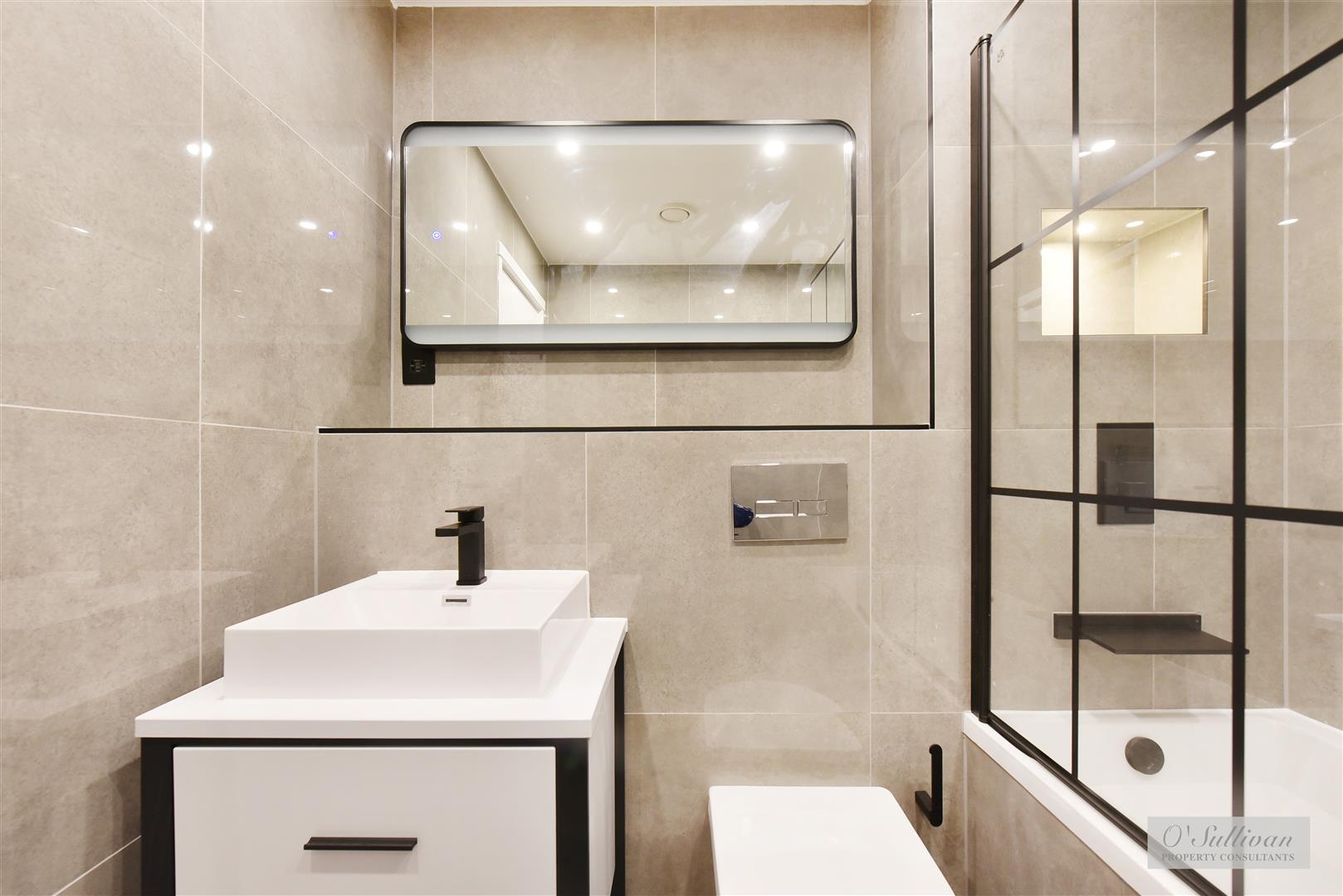 Studio flat for sale in Cromwell Road, London 7