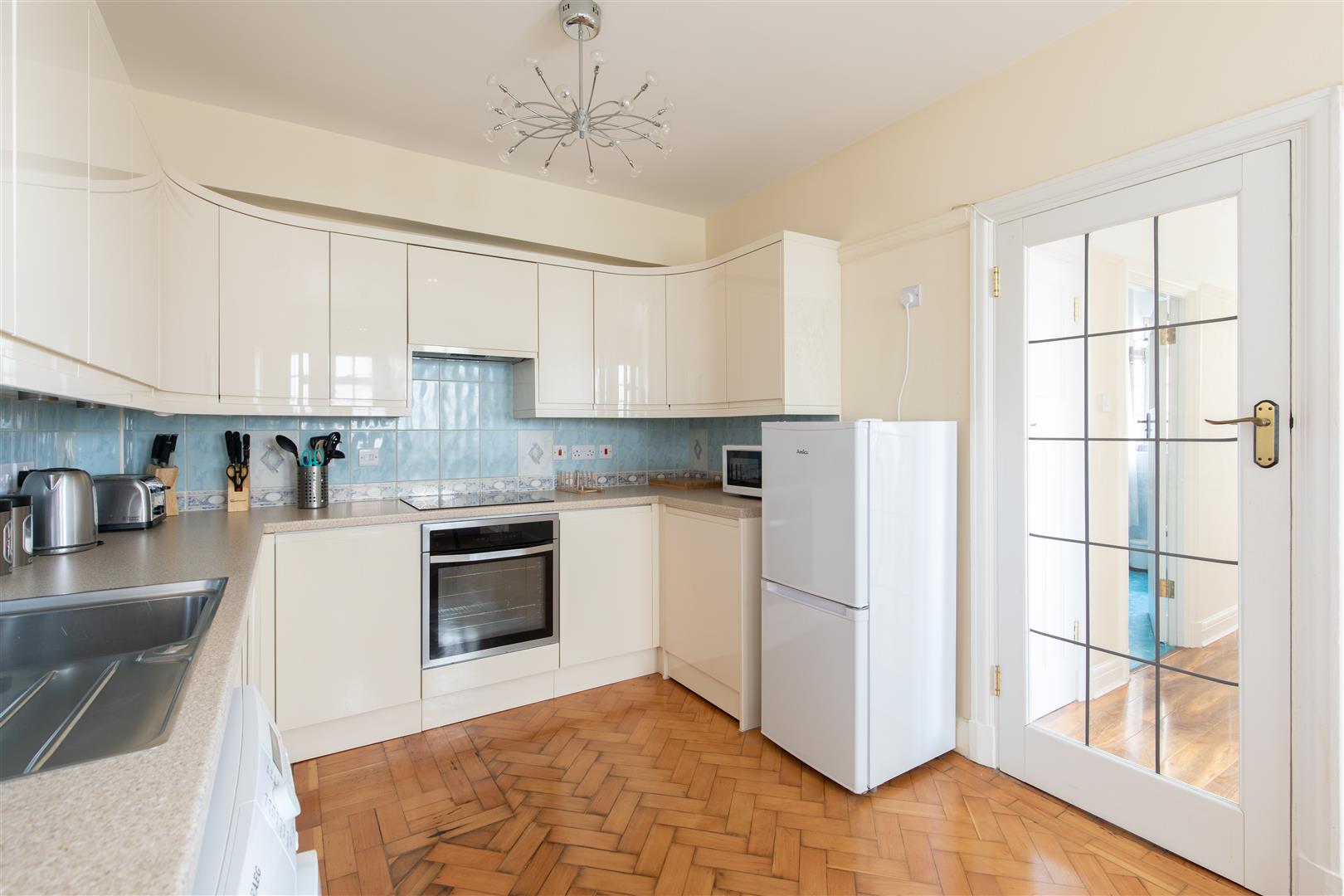 2 bed apartment to rent in Baker Street, London  - Property Image 6