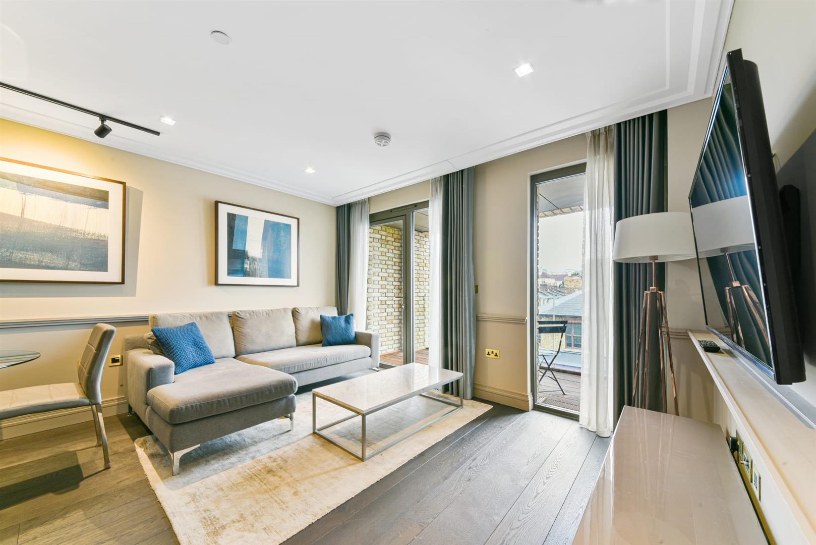1 bed apartment for sale in Crisp Road, London  - Property Image 10