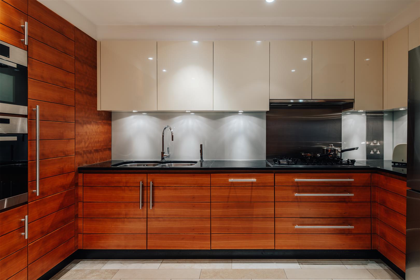 3 bed apartment to rent in Lancelot Place, Knightsbridge 27