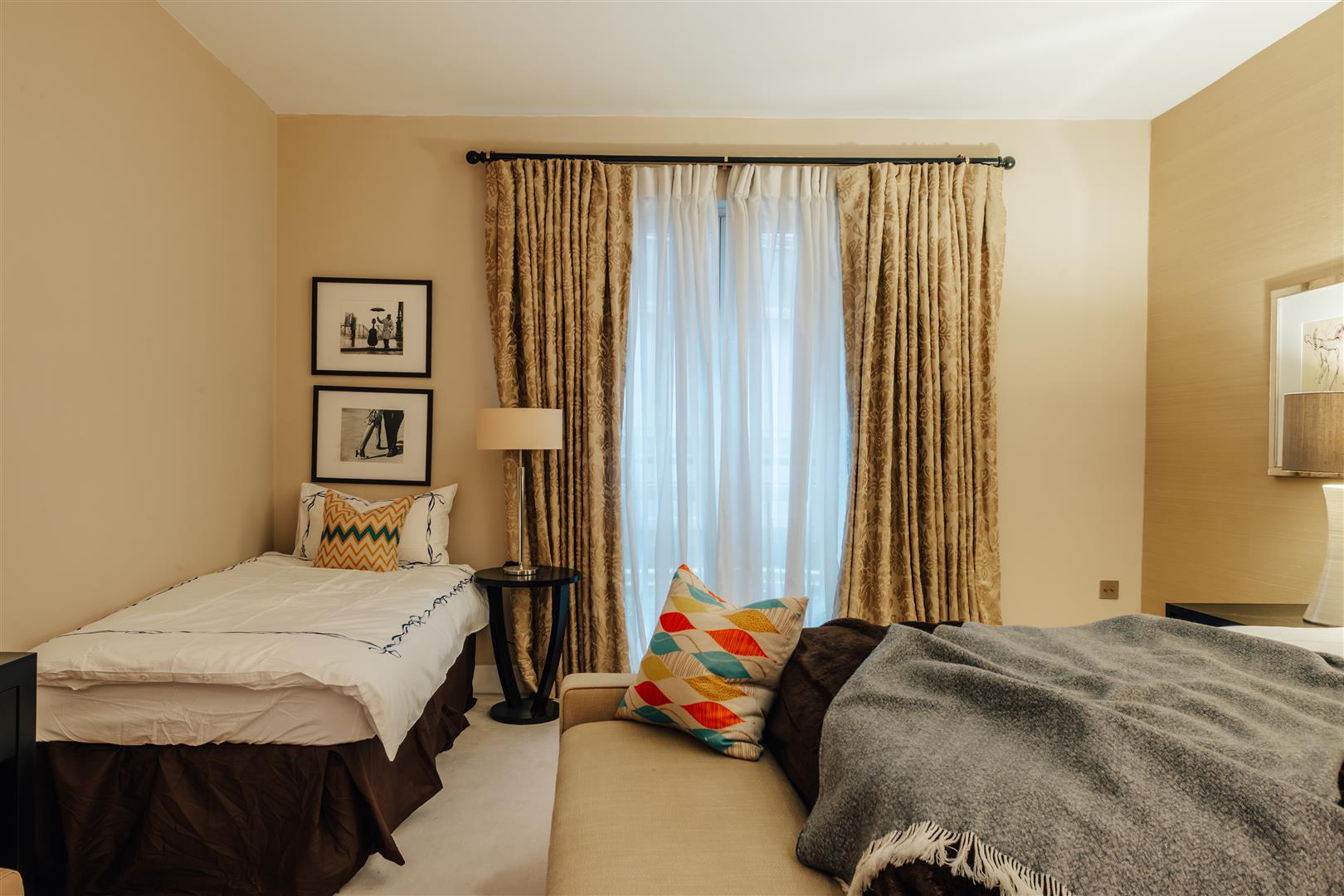 3 bed apartment to rent in Lancelot Place, Knightsbridge  - Property Image 42