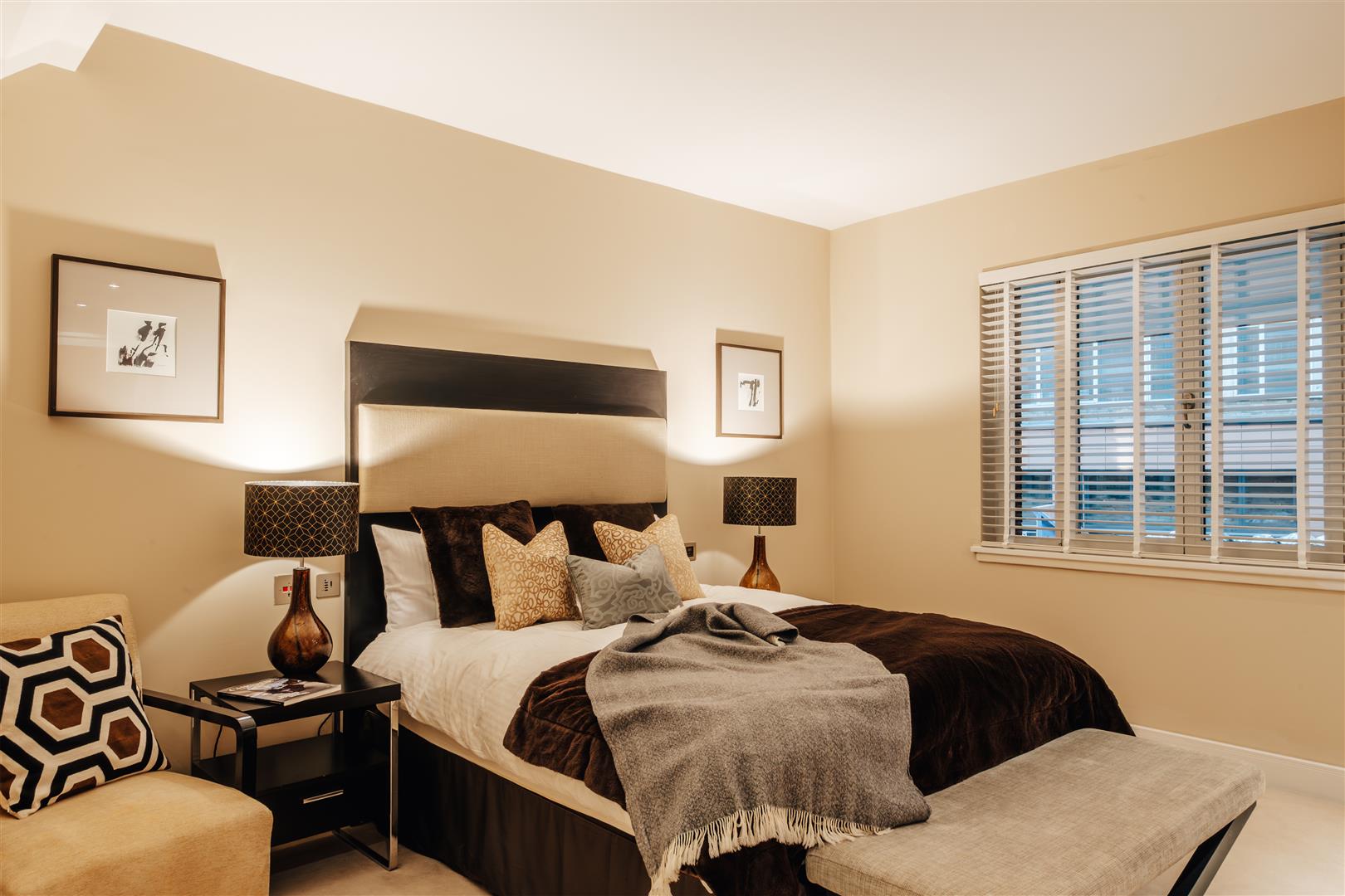 3 bed apartment to rent in Lancelot Place, Knightsbridge 21