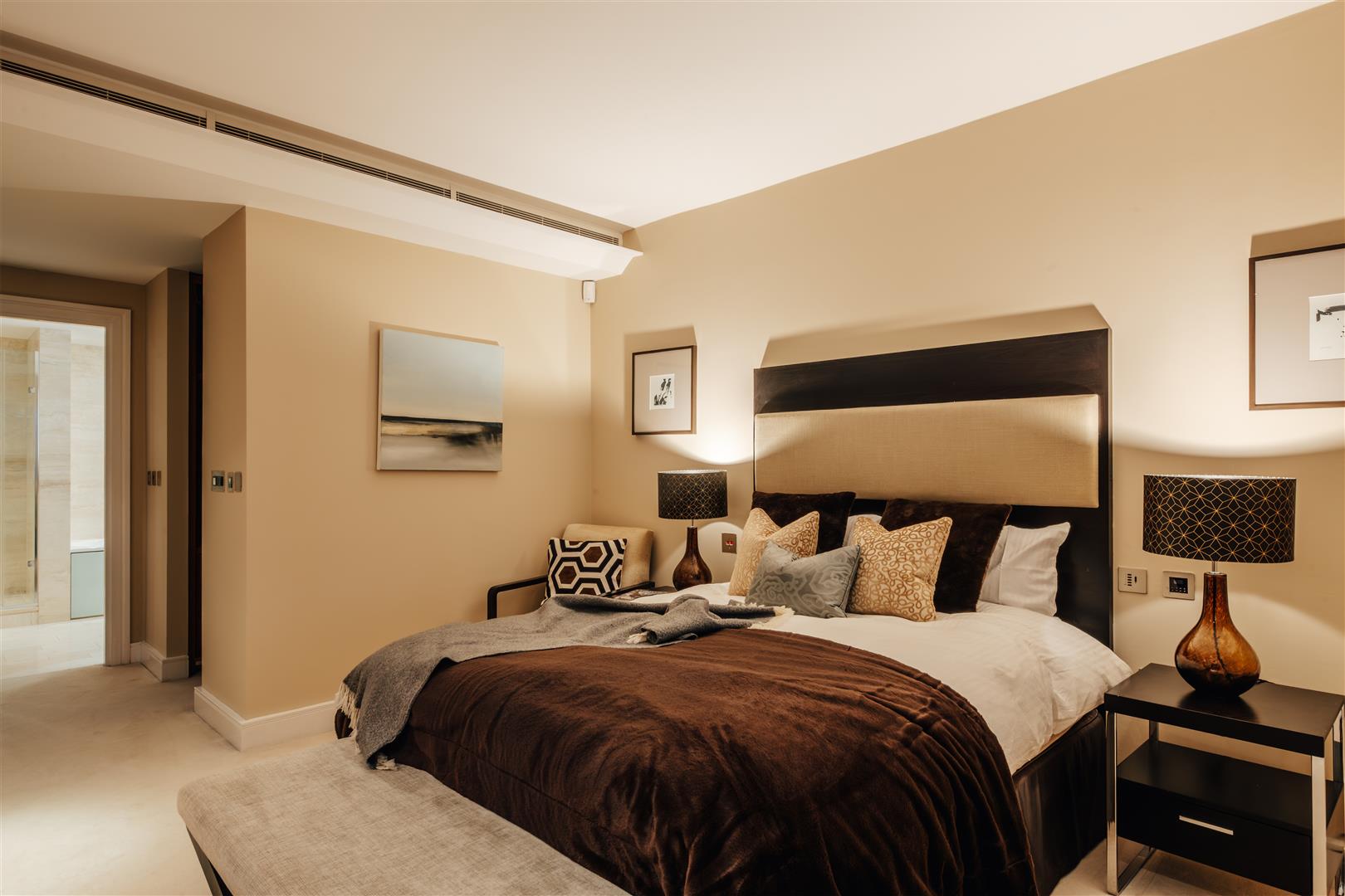 3 bed apartment to rent in Lancelot Place, Knightsbridge 19