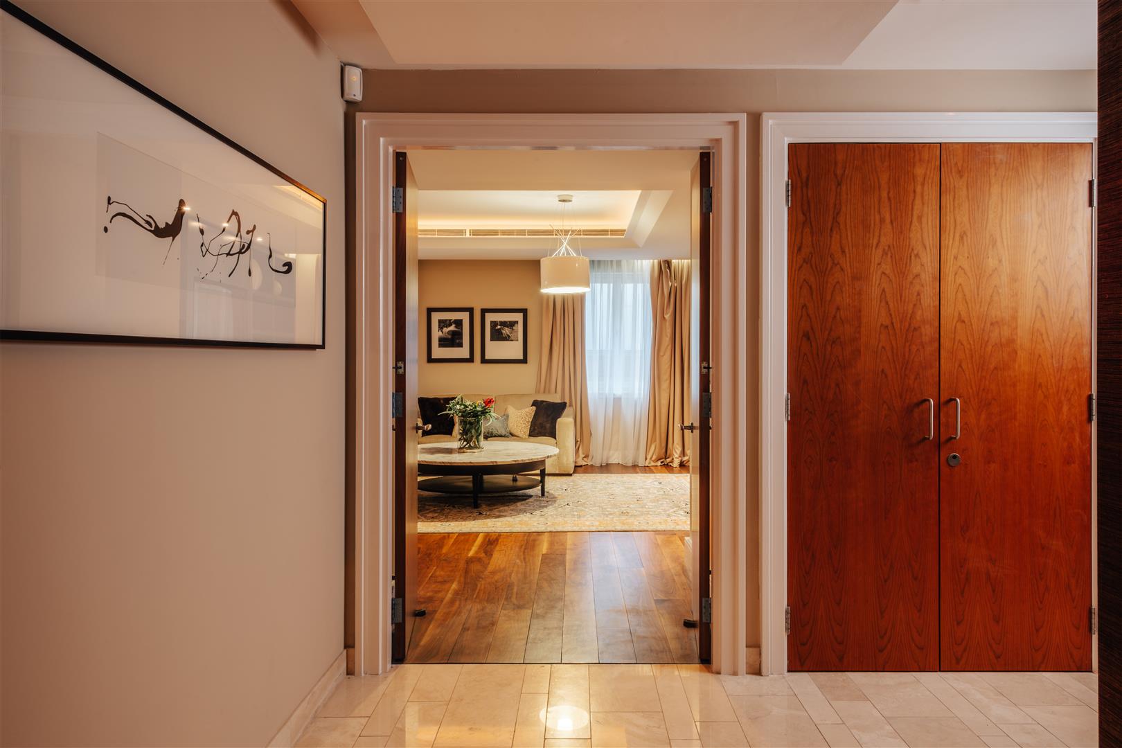 3 bed apartment to rent in Lancelot Place, Knightsbridge  - Property Image 13