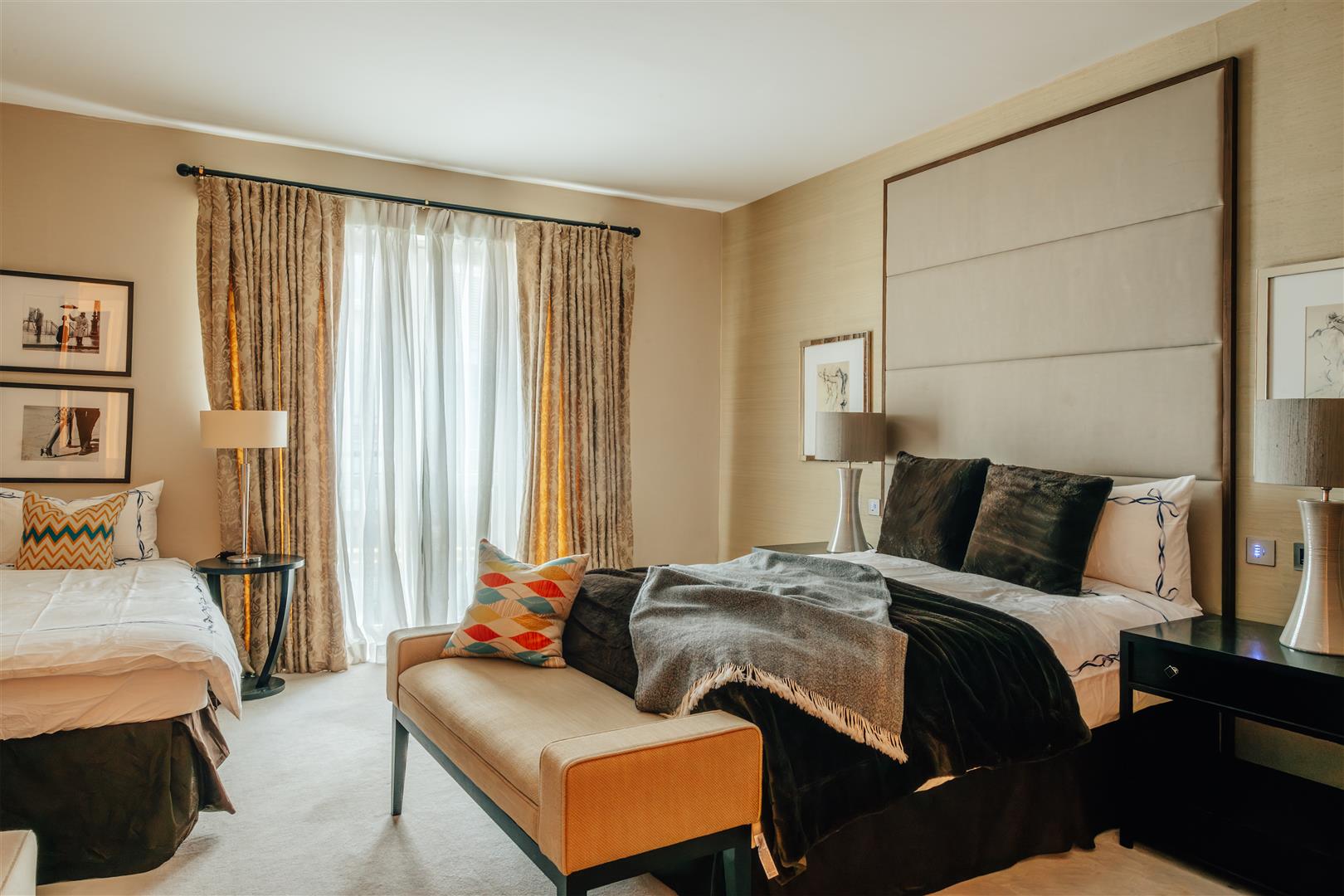 3 bed apartment to rent in Lancelot Place, Knightsbridge 45