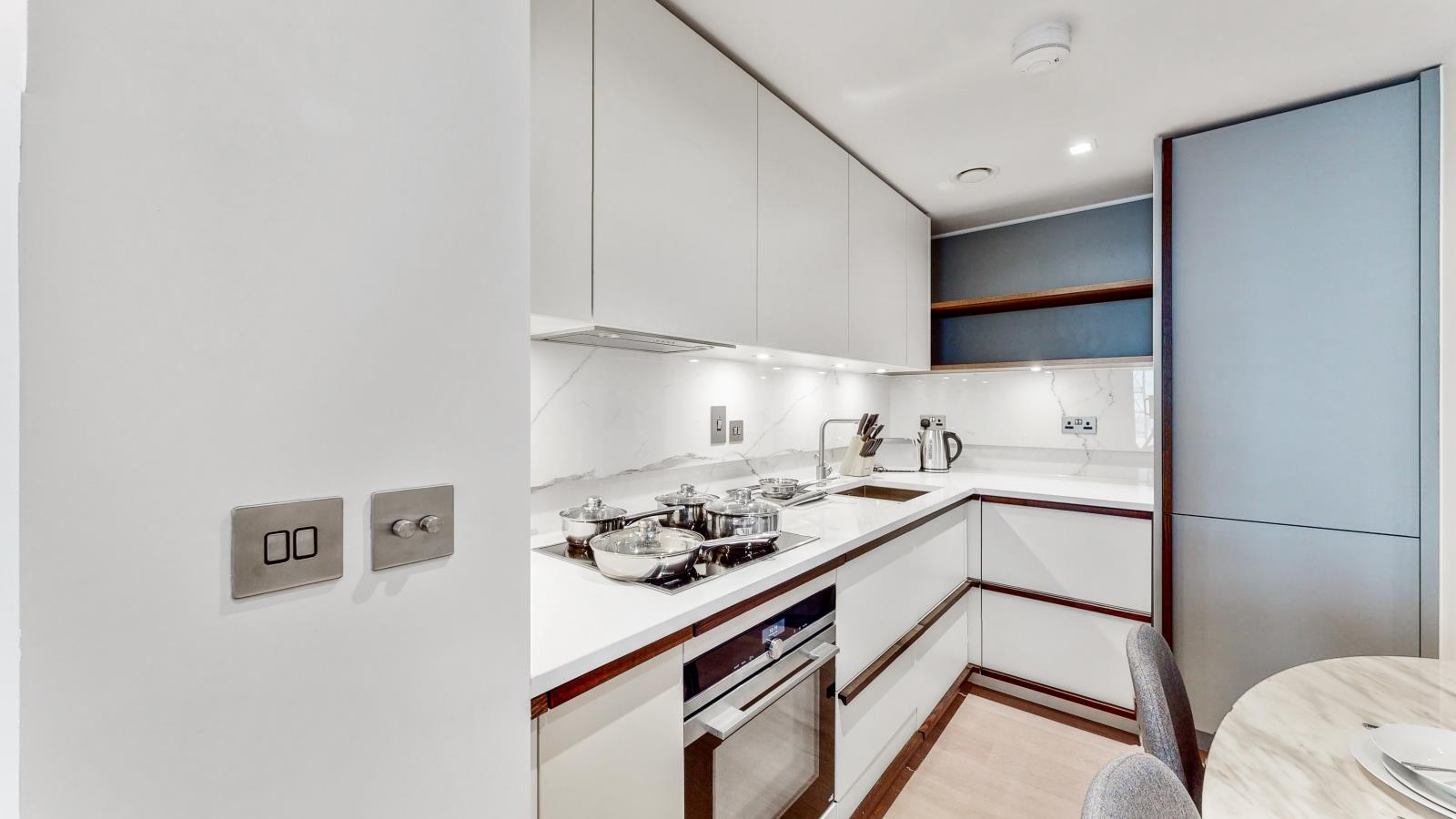 2 bed apartment for sale in Newcastle Place, London  - Property Image 5
