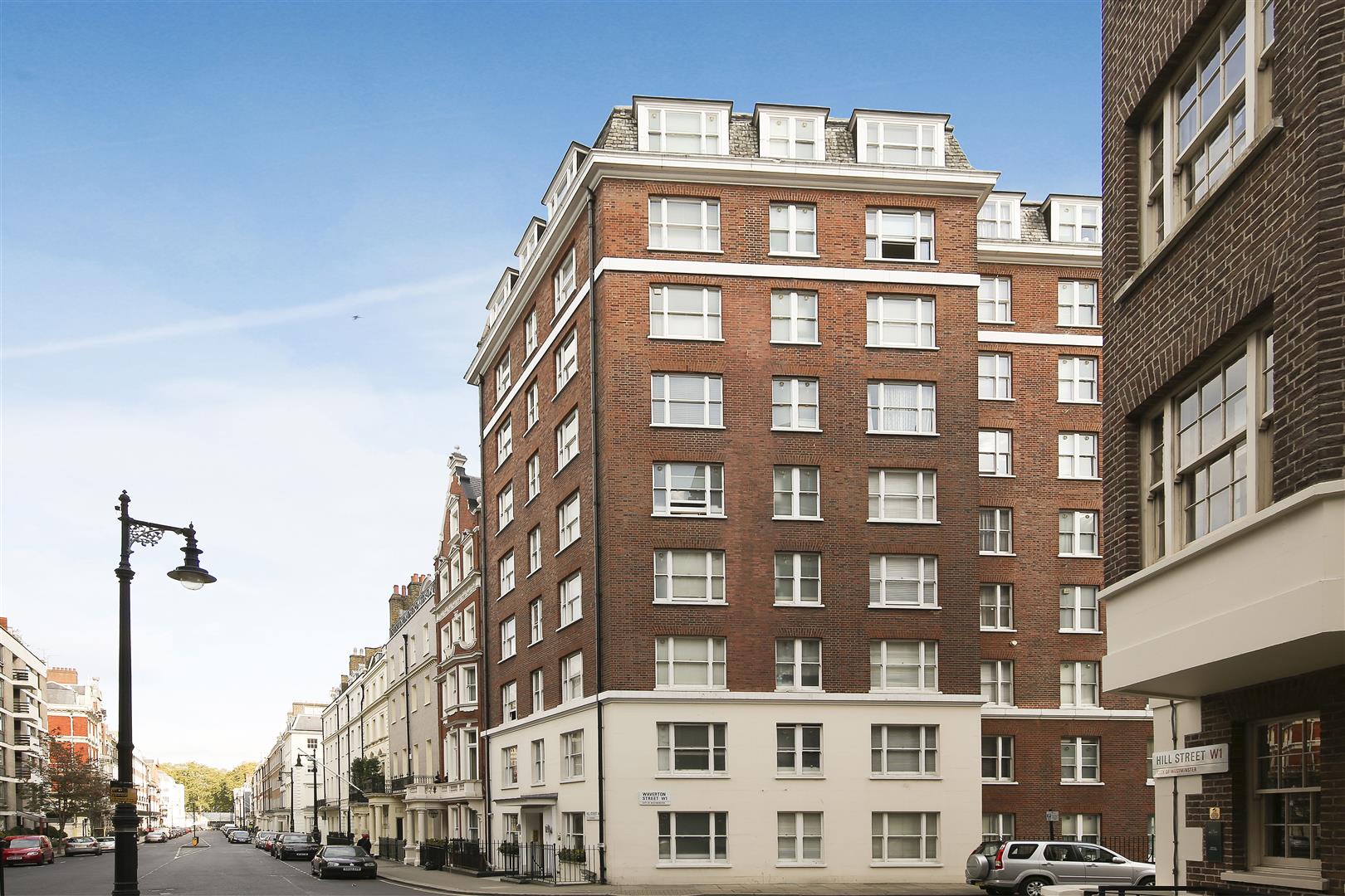 1 bed apartment to rent in Hill Street, London  - Property Image 12