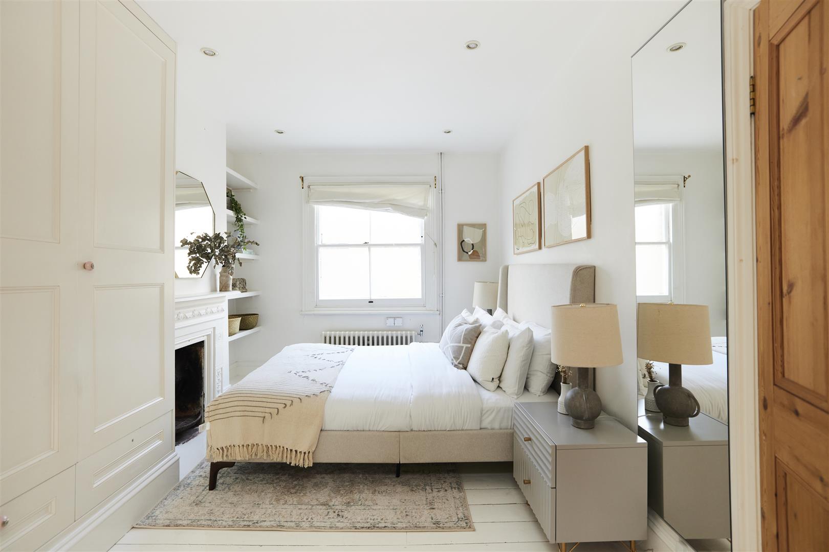 4 bed house for sale in Rosemont Road, London 8