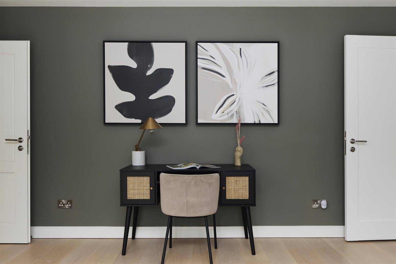 6 bed detached house for sale in Park View Road, London 44