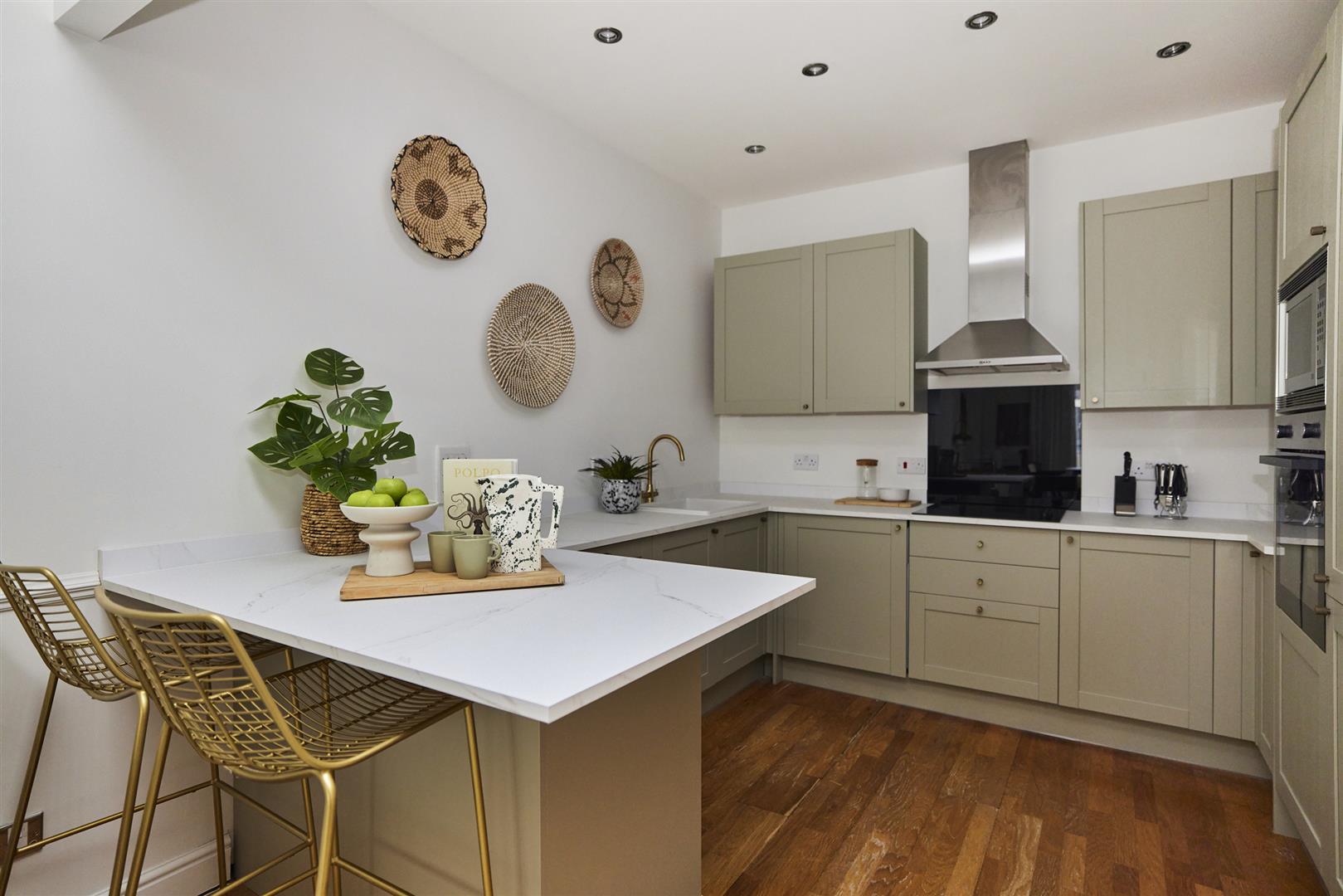 2 bed flat for sale in Cotton Row, London  - Property Image 9
