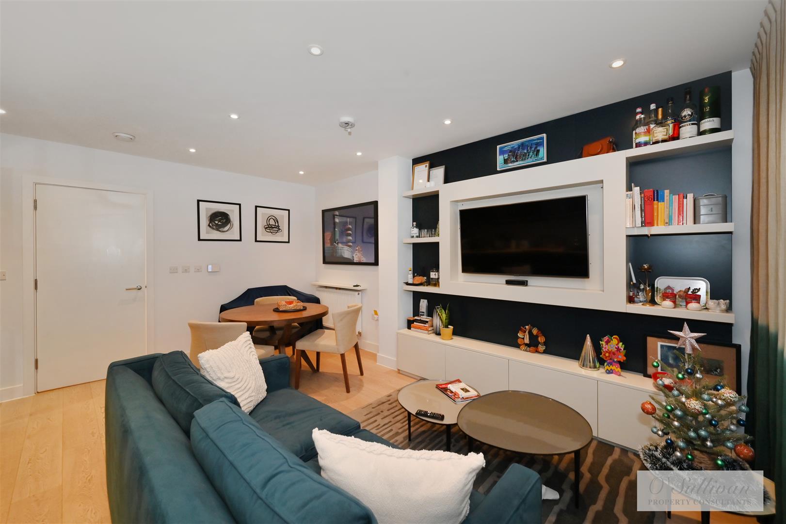 2 bed flat for sale in Pocock Street, London  - Property Image 1