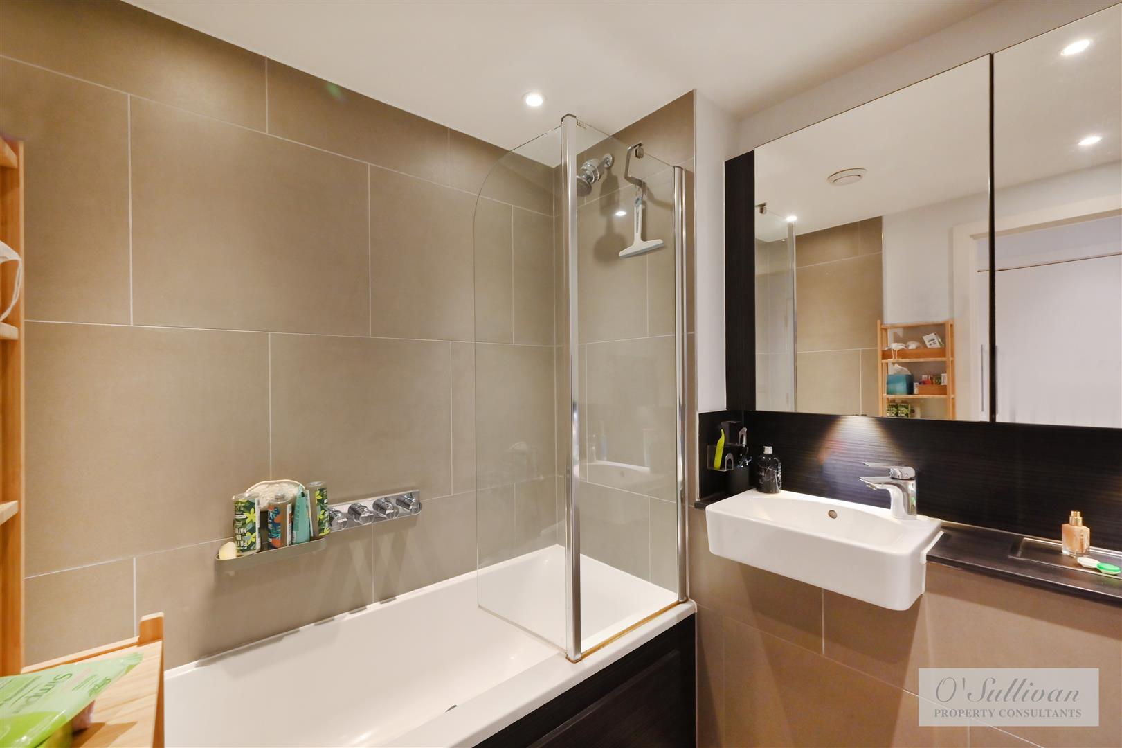 2 bed flat for sale in Pocock Street, London  - Property Image 10