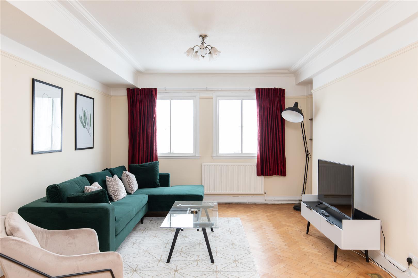 3 bed apartment for sale in Baker Street, London - Property Image 1