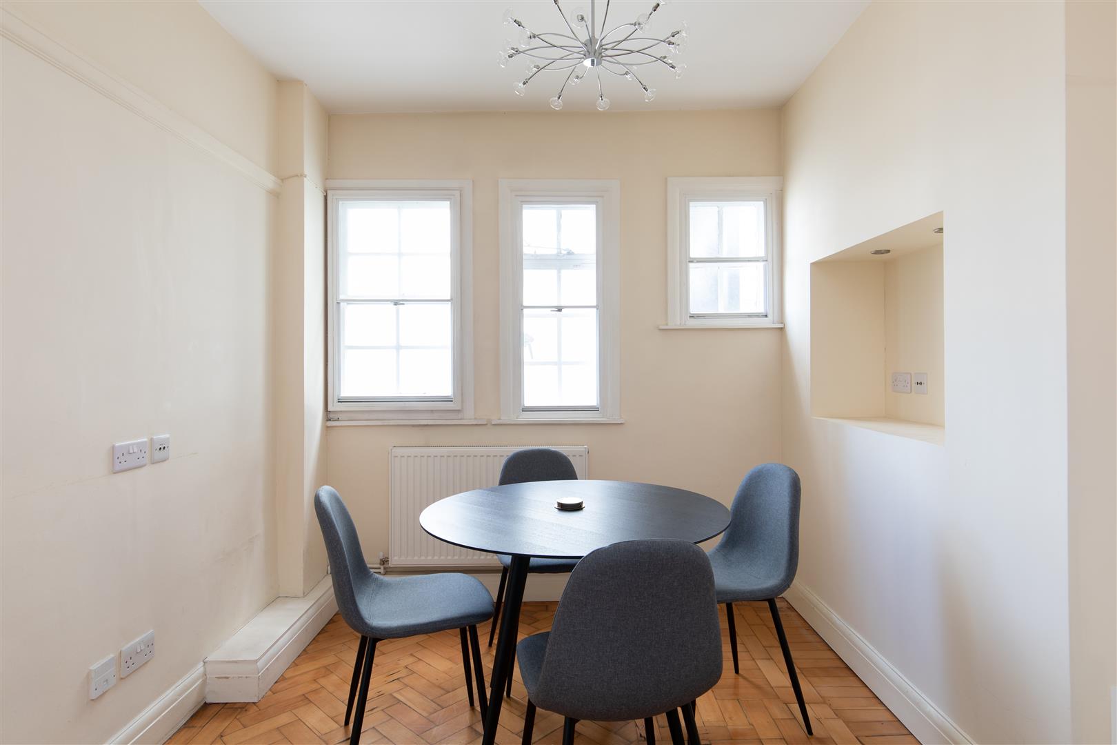 3 bed apartment for sale in Baker Street, London 6