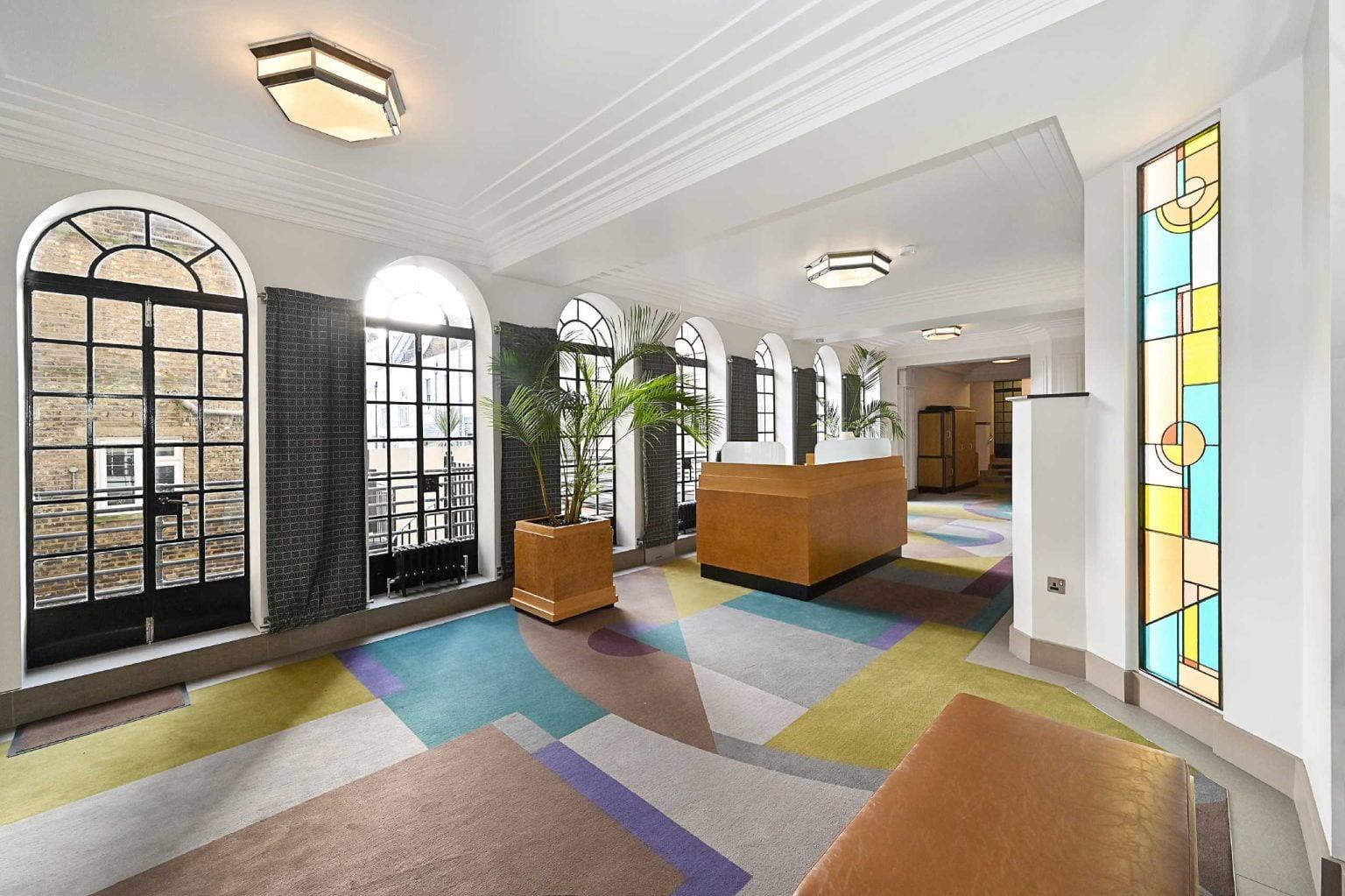 2 bed flat for sale in Gloucester Place, London 11