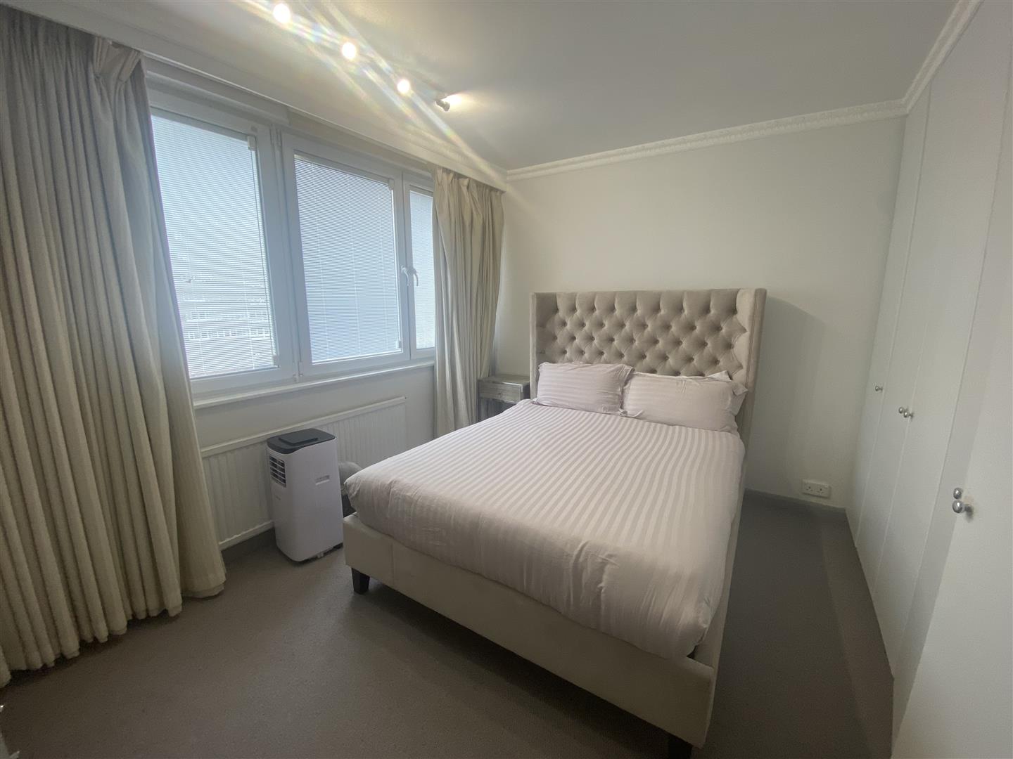 4 bed flat to rent in Norfolk Crescent, London  - Property Image 9