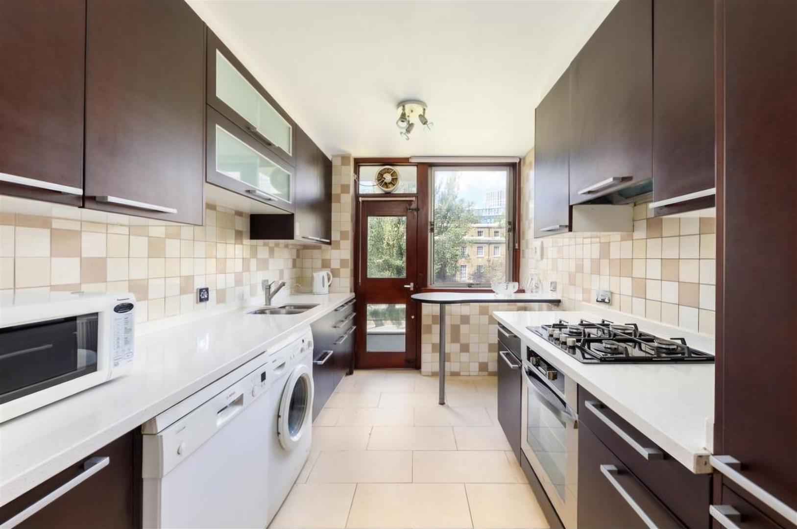 2 bed apartment for sale in The Quadrangle, London  - Property Image 4