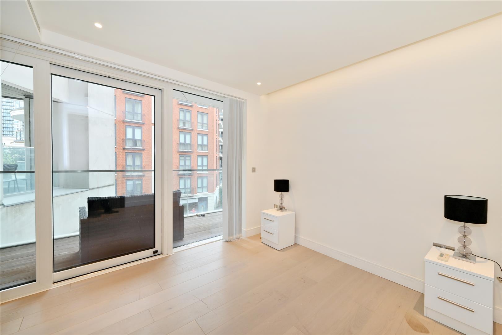 2 bed flat for sale in Chelsea Creek, London 8