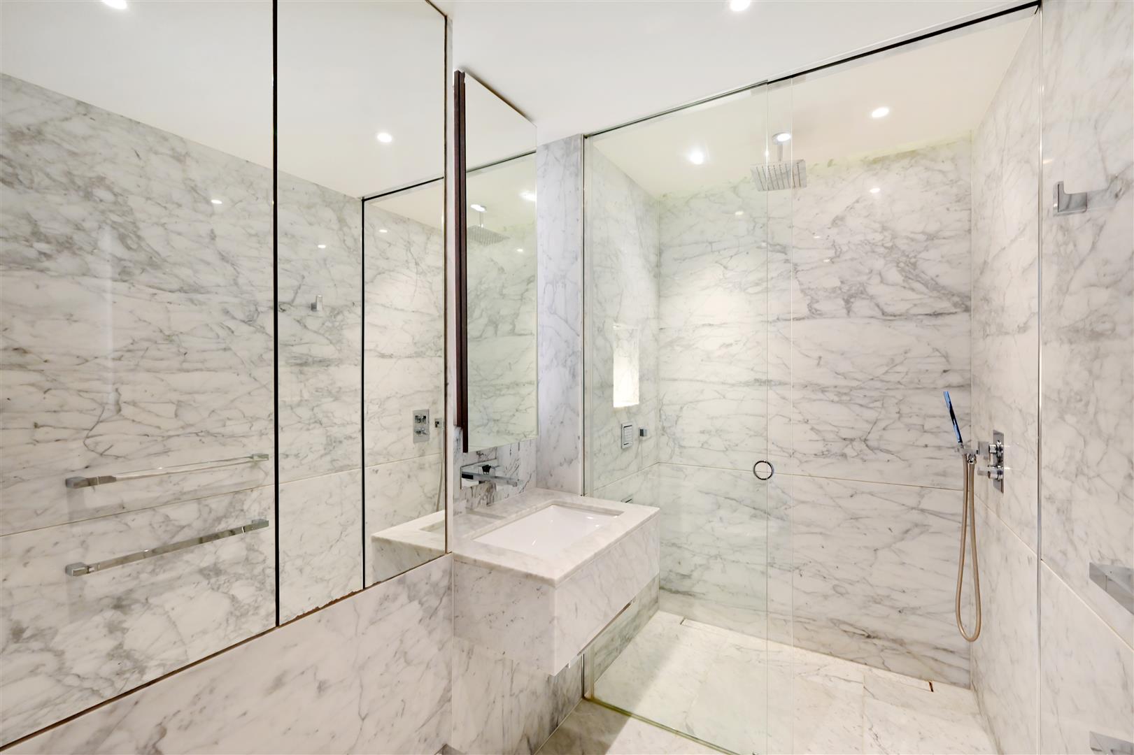 2 bed flat for sale in Chelsea Creek, London 12