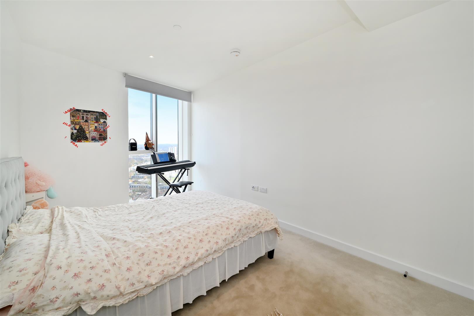 1 bed flat for sale in Wandsworth Road, London  - Property Image 8