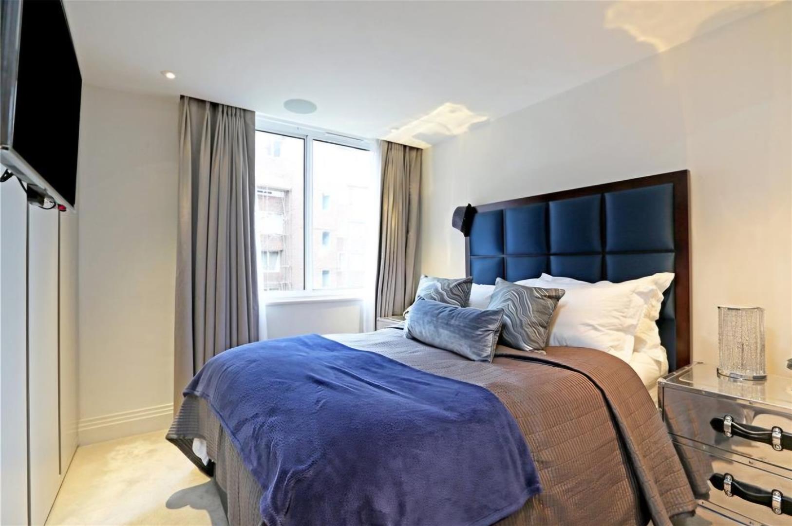 4 bed apartment for sale in Ebury Street, London 7