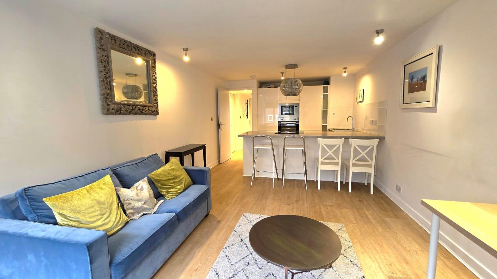 1 bed flat for sale in Portman Gate, London  - Property Image 3