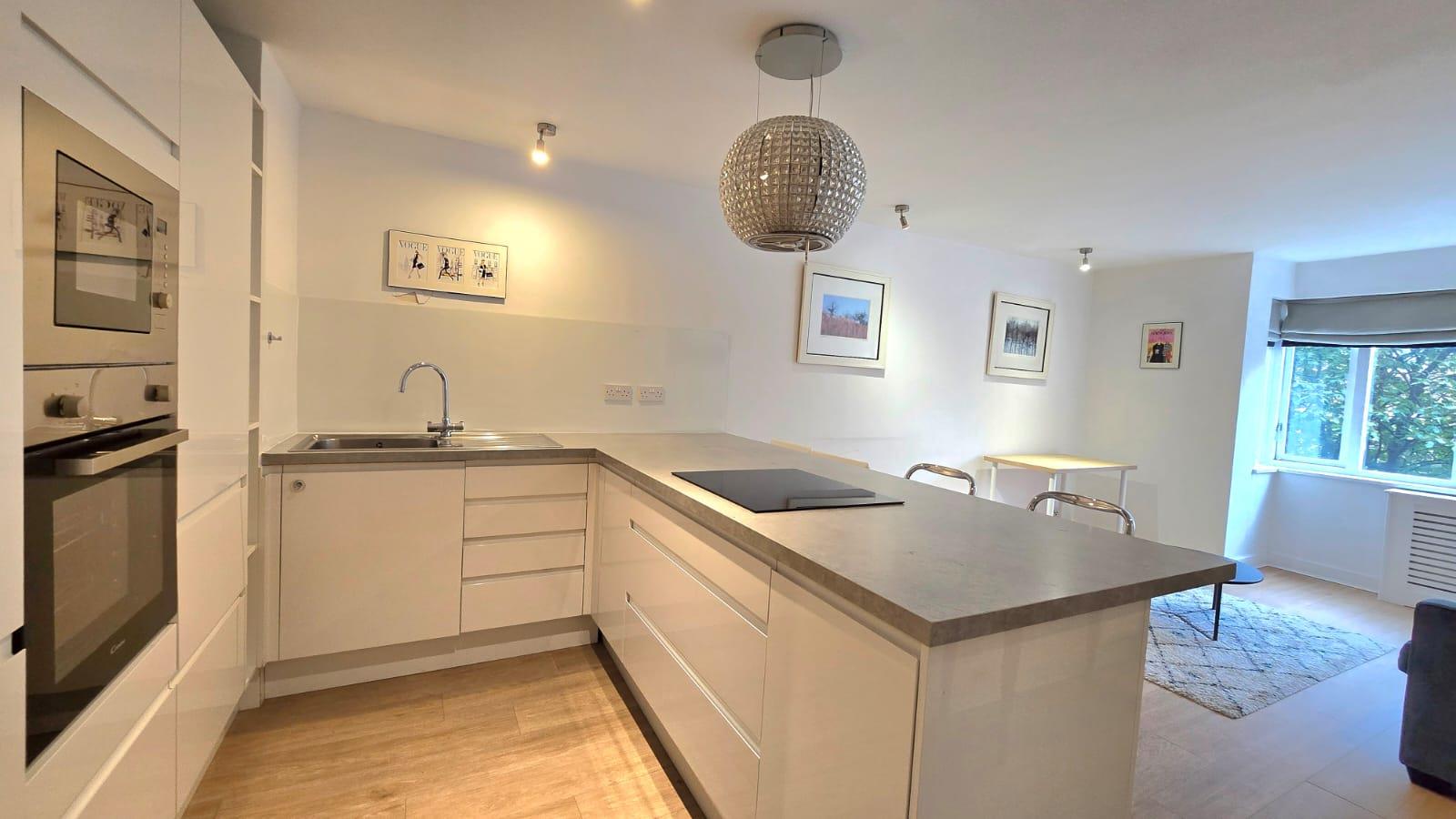 1 bed flat for sale in Portman Gate, London  - Property Image 8