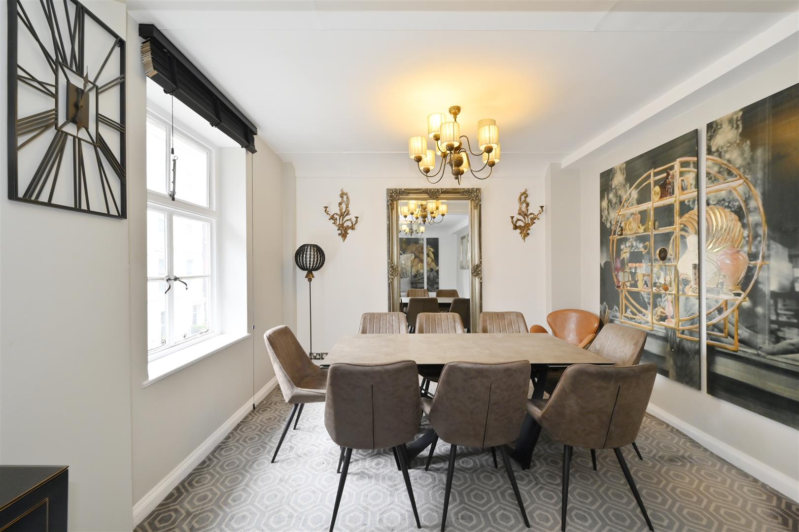 2 bed flat for sale in Hertford Street, London 3