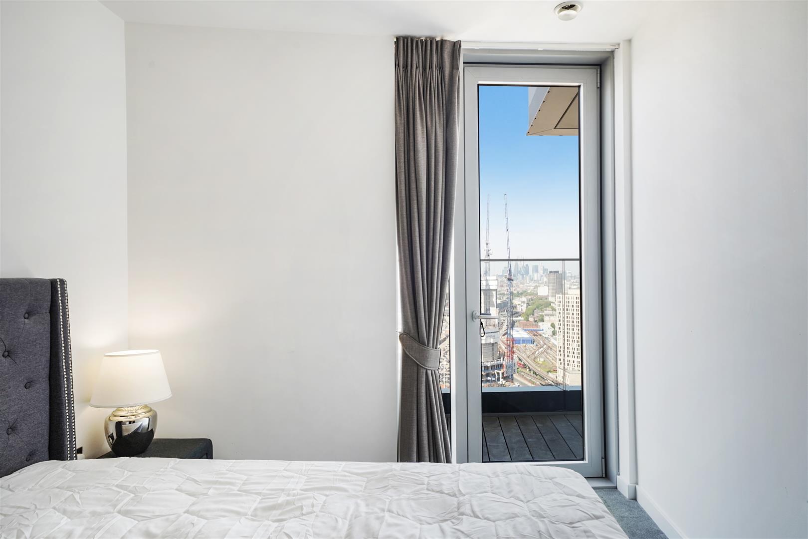 2 bed flat to rent in Biscayne Avenue, London 13