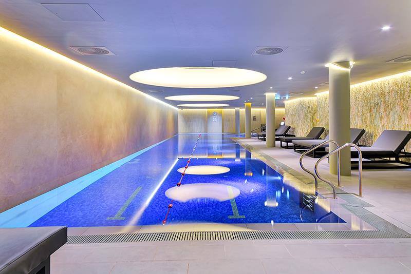 2 bed flat to rent in Biscayne Avenue, London 17