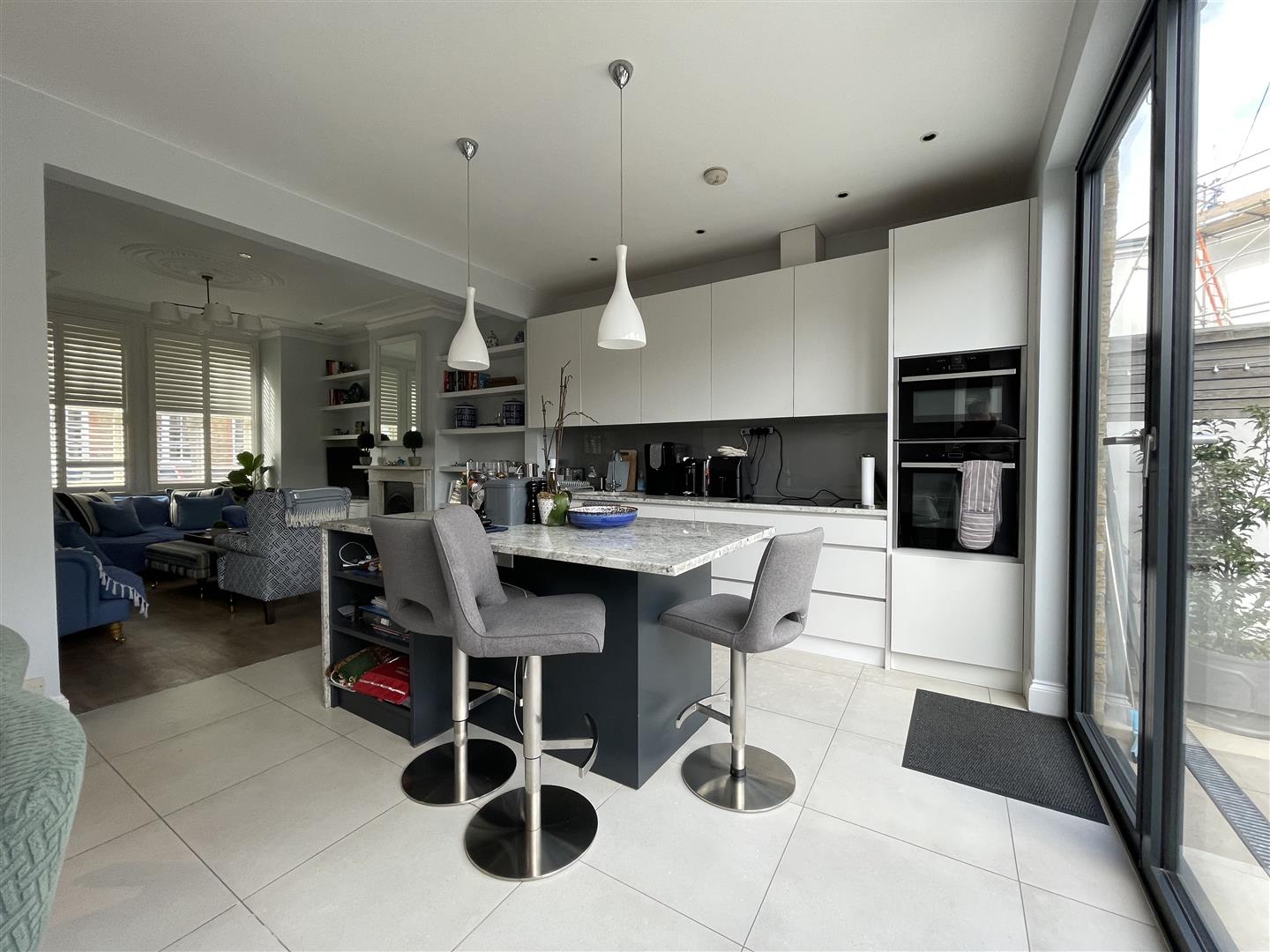 4 bed end of terrace house for sale in Filmer Road, London  - Property Image 5