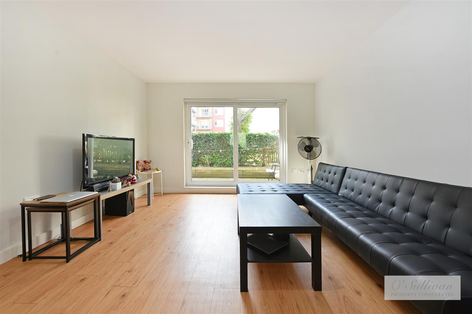 2 bed apartment for sale in Boulevard Drive, London  - Property Image 2