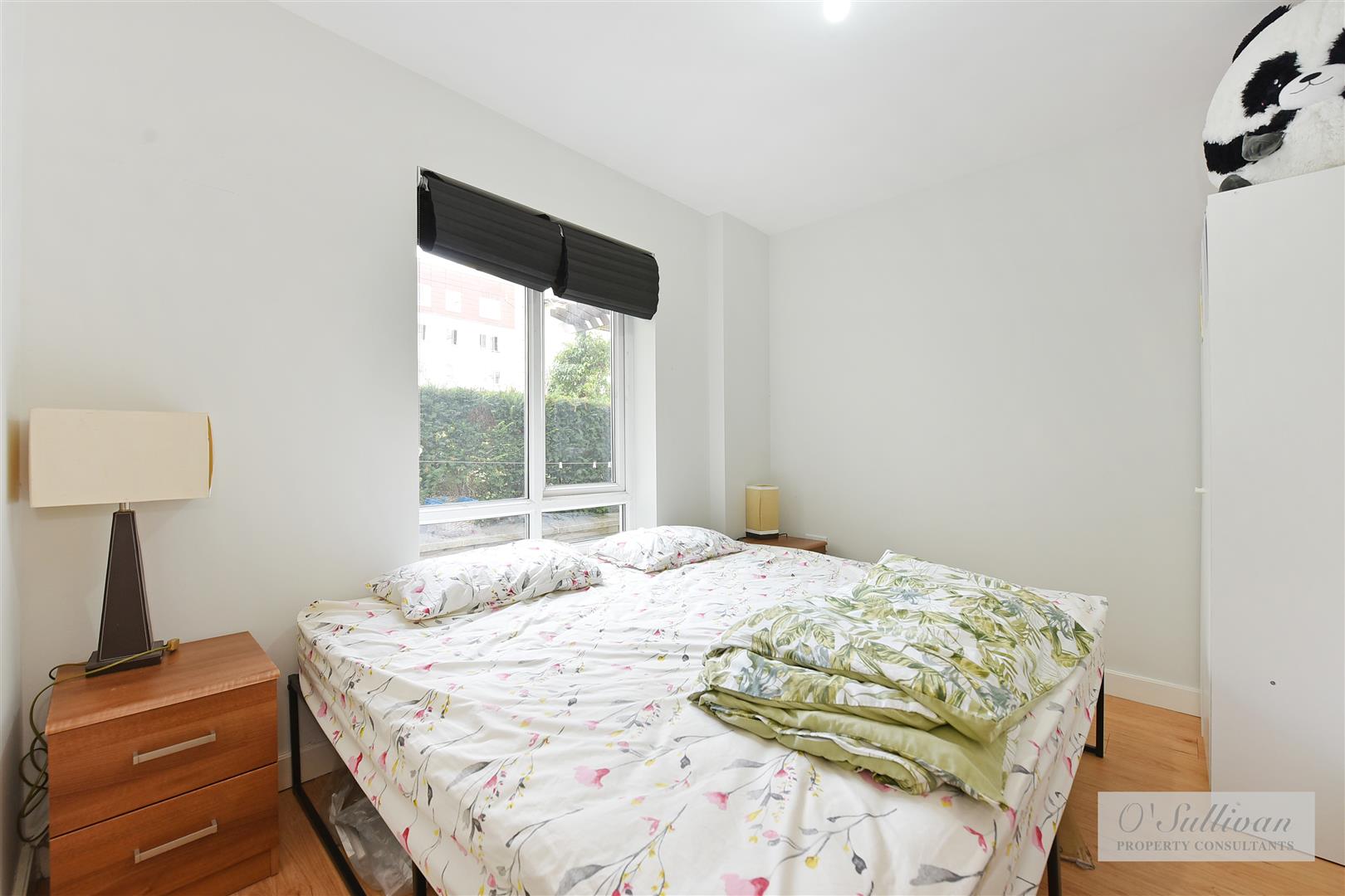 2 bed apartment for sale in Boulevard Drive, London  - Property Image 5