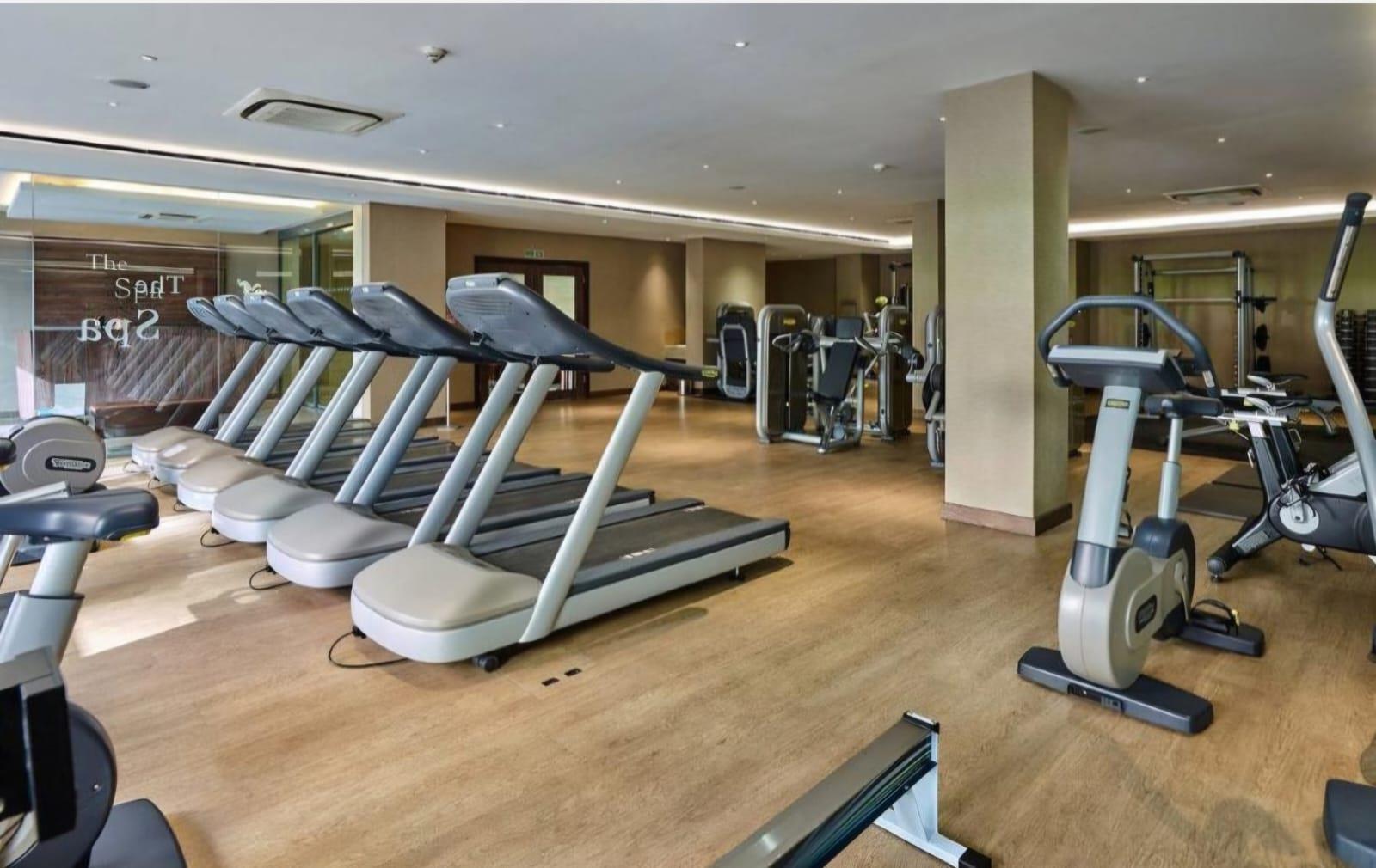 2 bed apartment for sale in Boulevard Drive, London 12