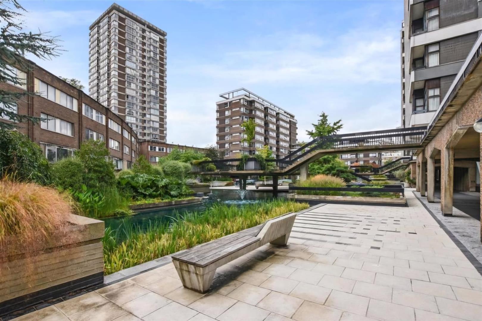 2 bed flat for sale in The Water Gardens, London  - Property Image 13