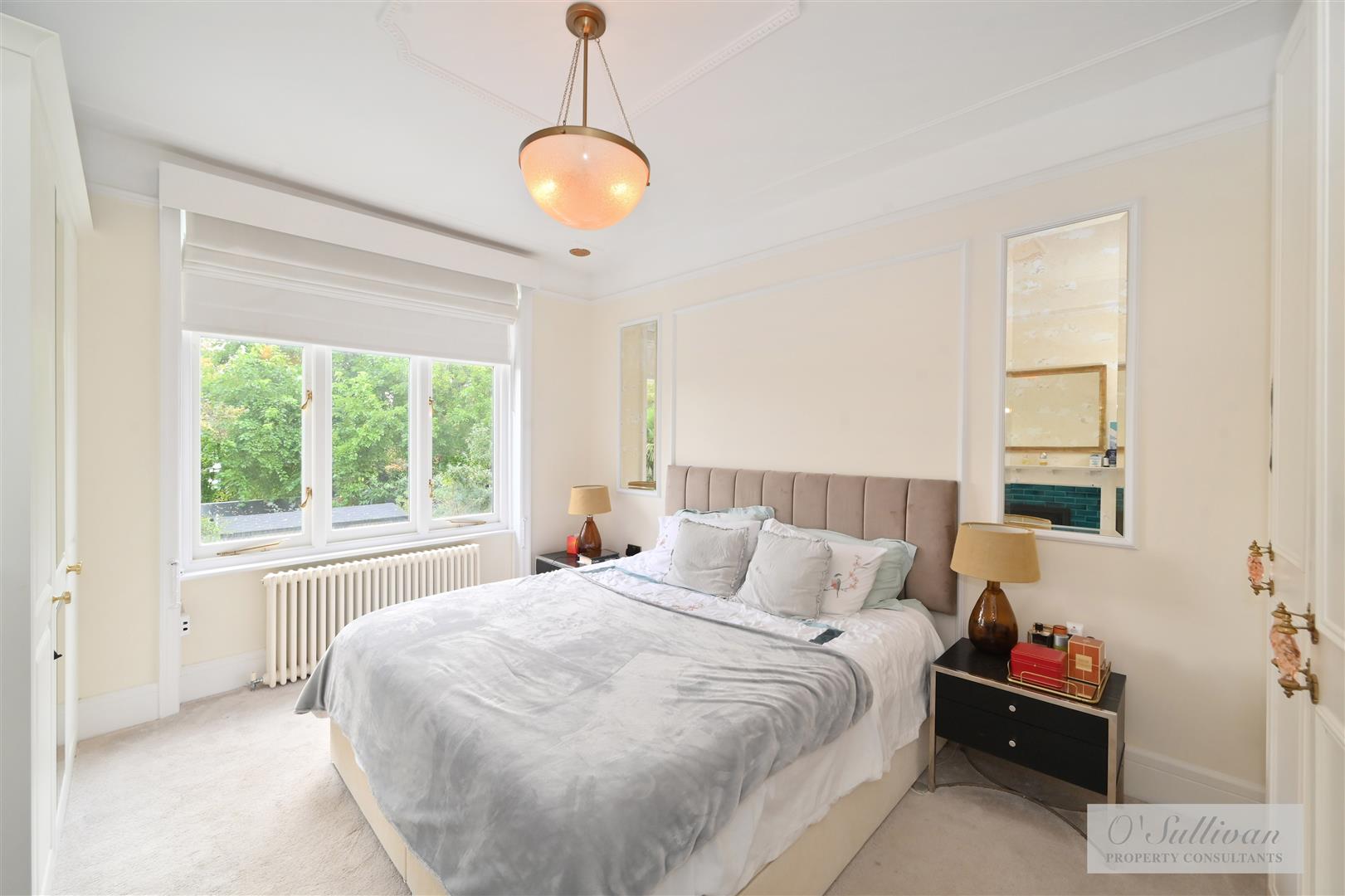 2 bed flat for sale in St. Quintin Avenue, London 7