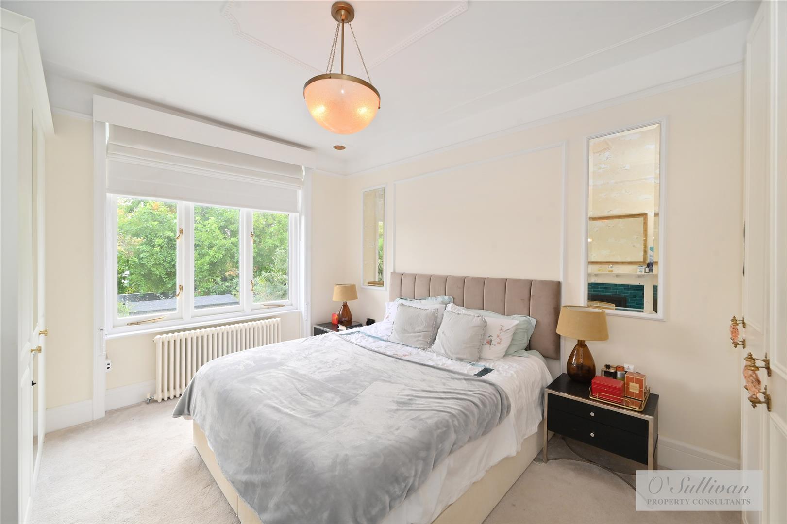 2 bed flat for sale in St. Quintin Avenue, London  - Property Image 8