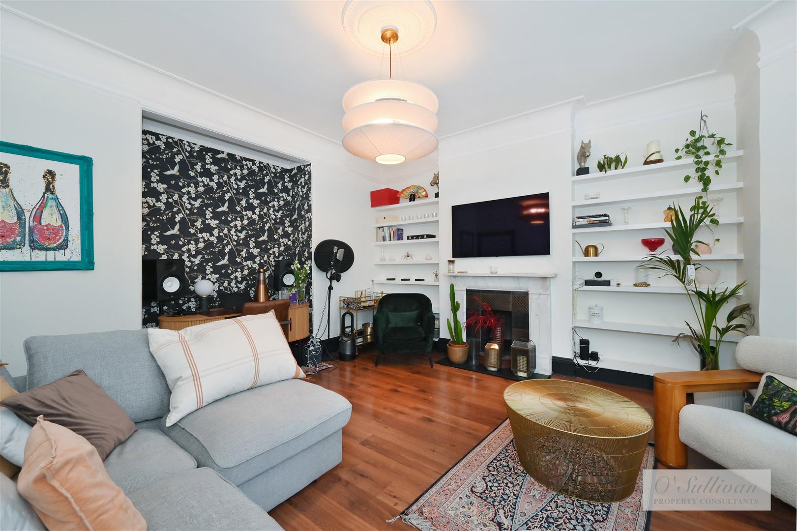 2 bed flat for sale in St. Quintin Avenue, London 3